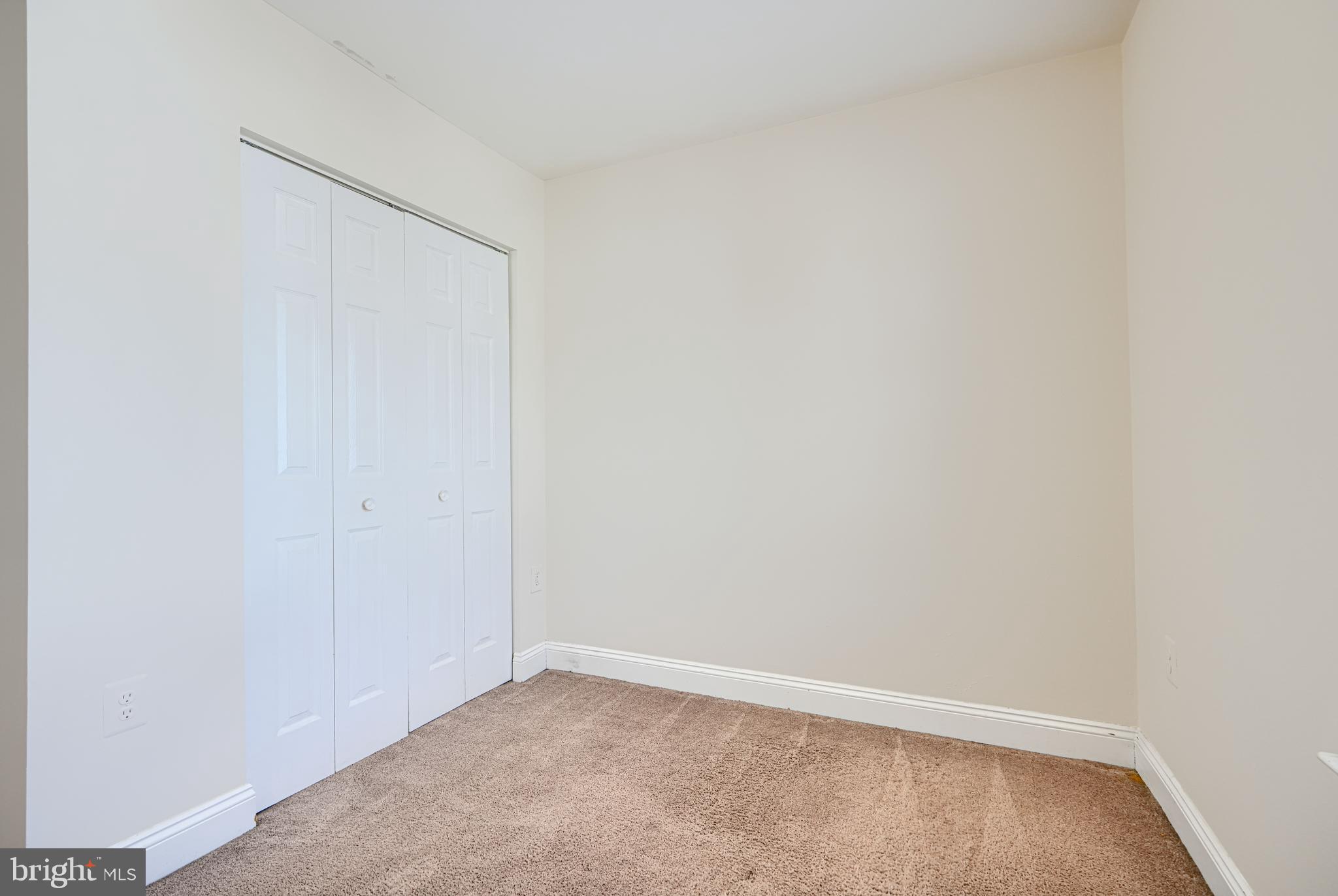 THOMPSON ESTATES - Residential