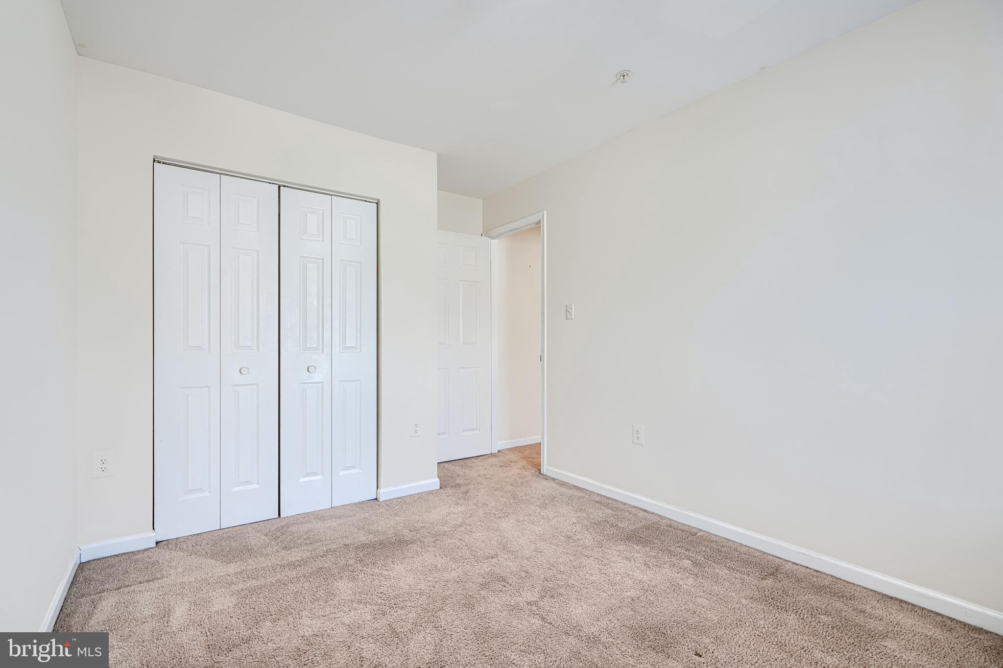 THOMPSON ESTATES - Residential