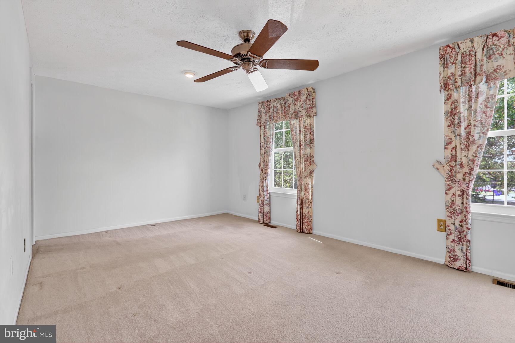 ROCKBURN COMMONS - Residential