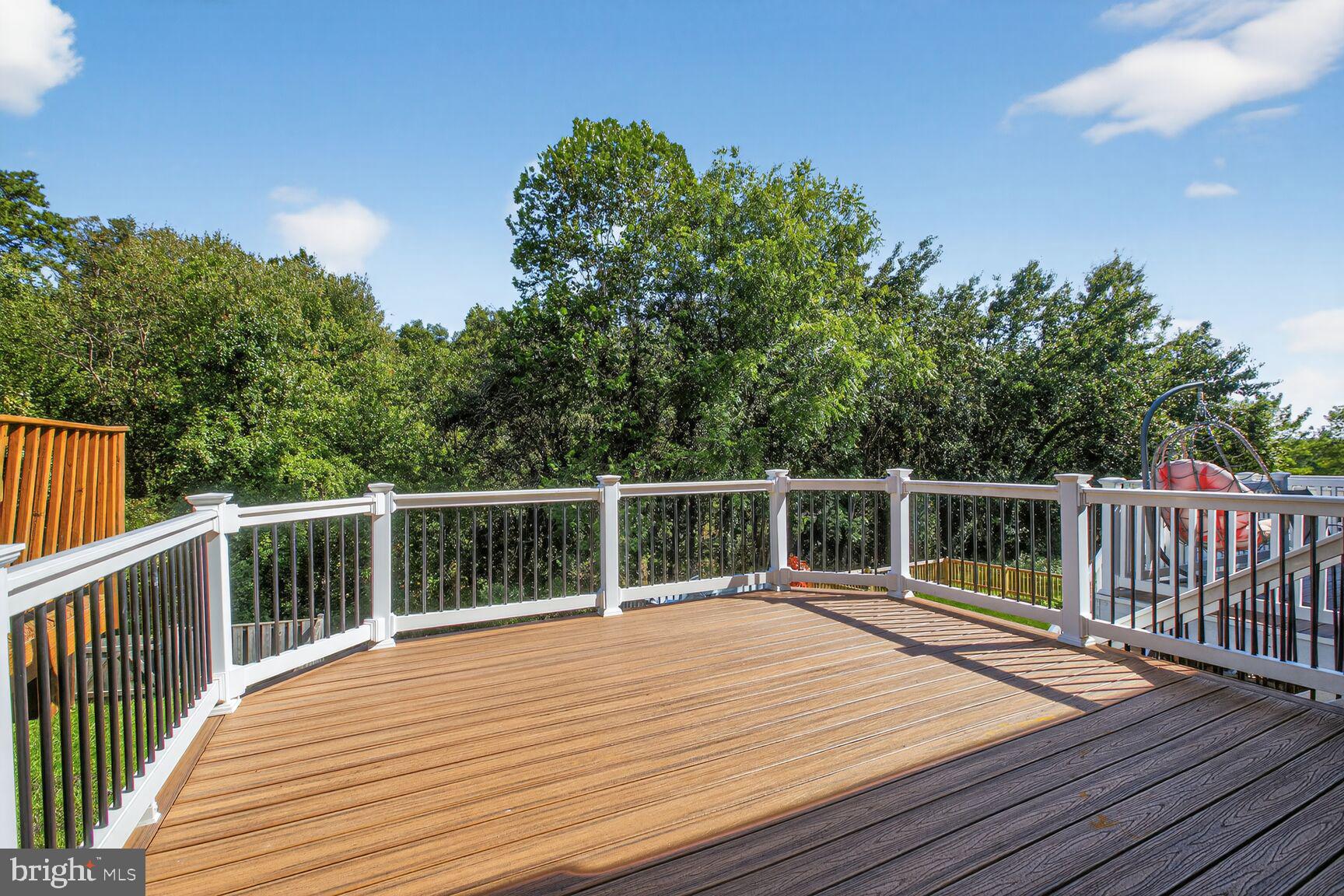 ROCKBURN COMMONS - Residential