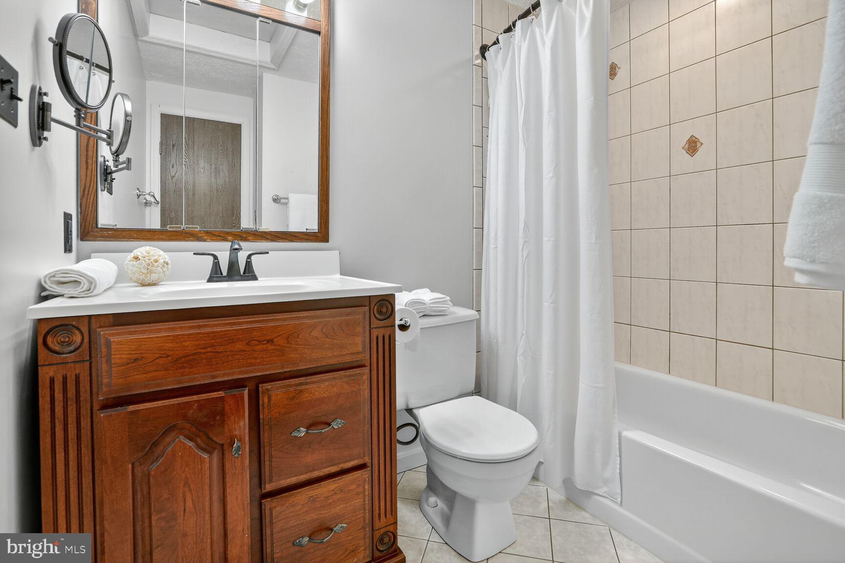 ROCKBURN COMMONS - Residential