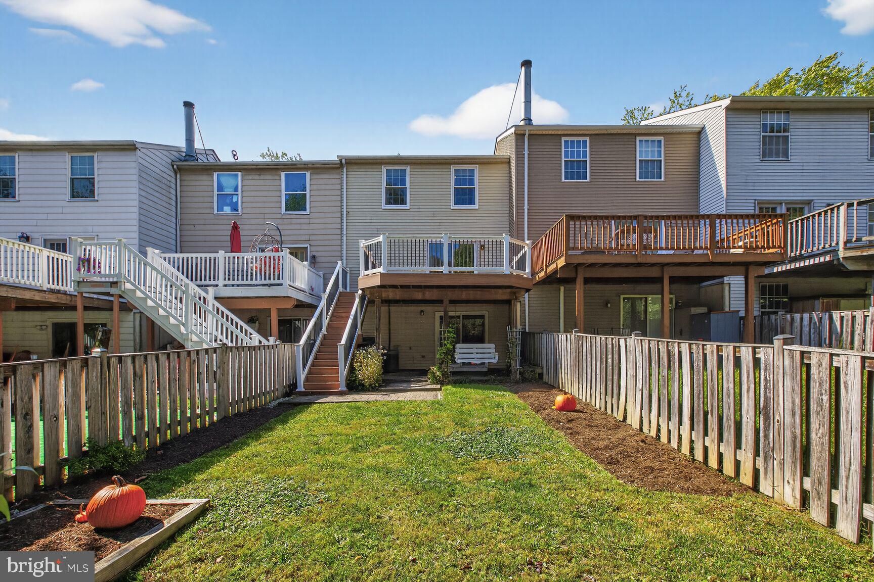 ROCKBURN COMMONS - Residential