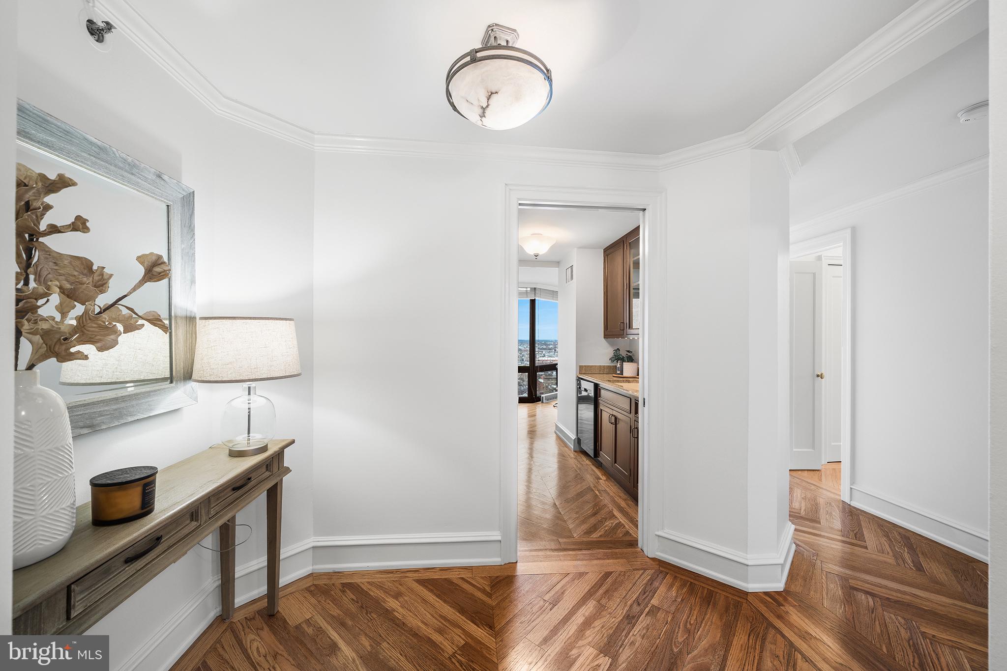 2018 WALNUT STREET 21L