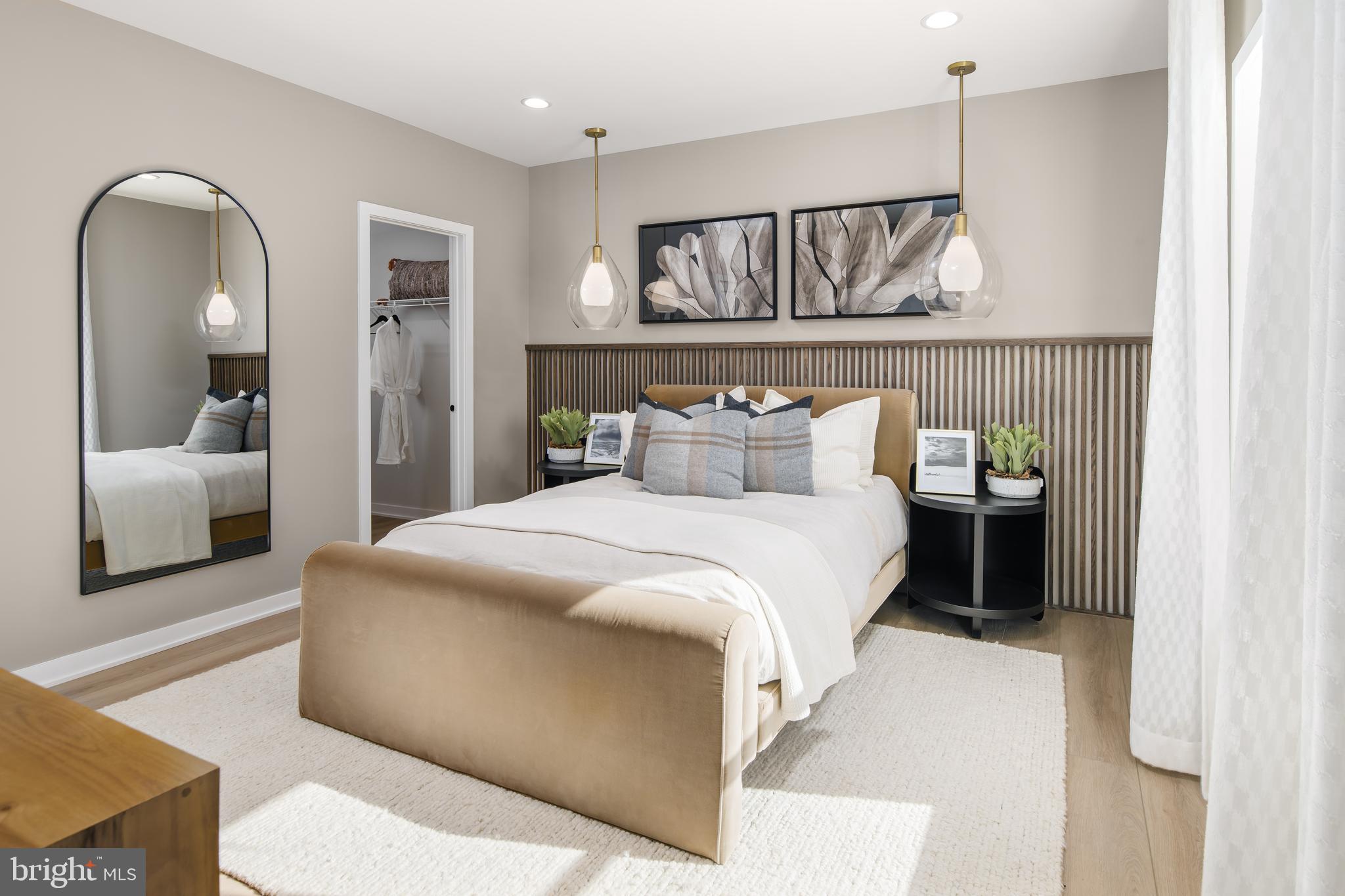 PARKSIDE VILLAGE - Residential