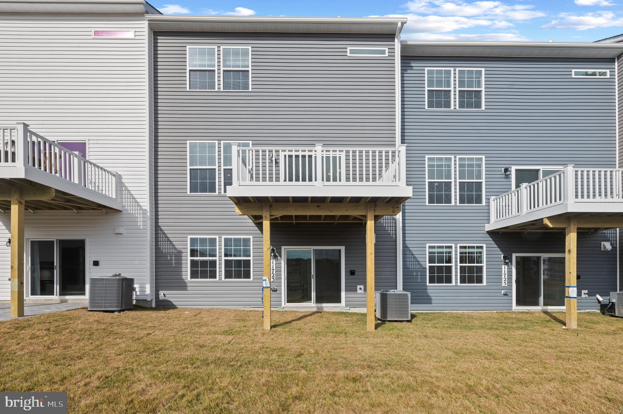 WATERMARK AT WESTPHALIA TOWN CENTER - Residential