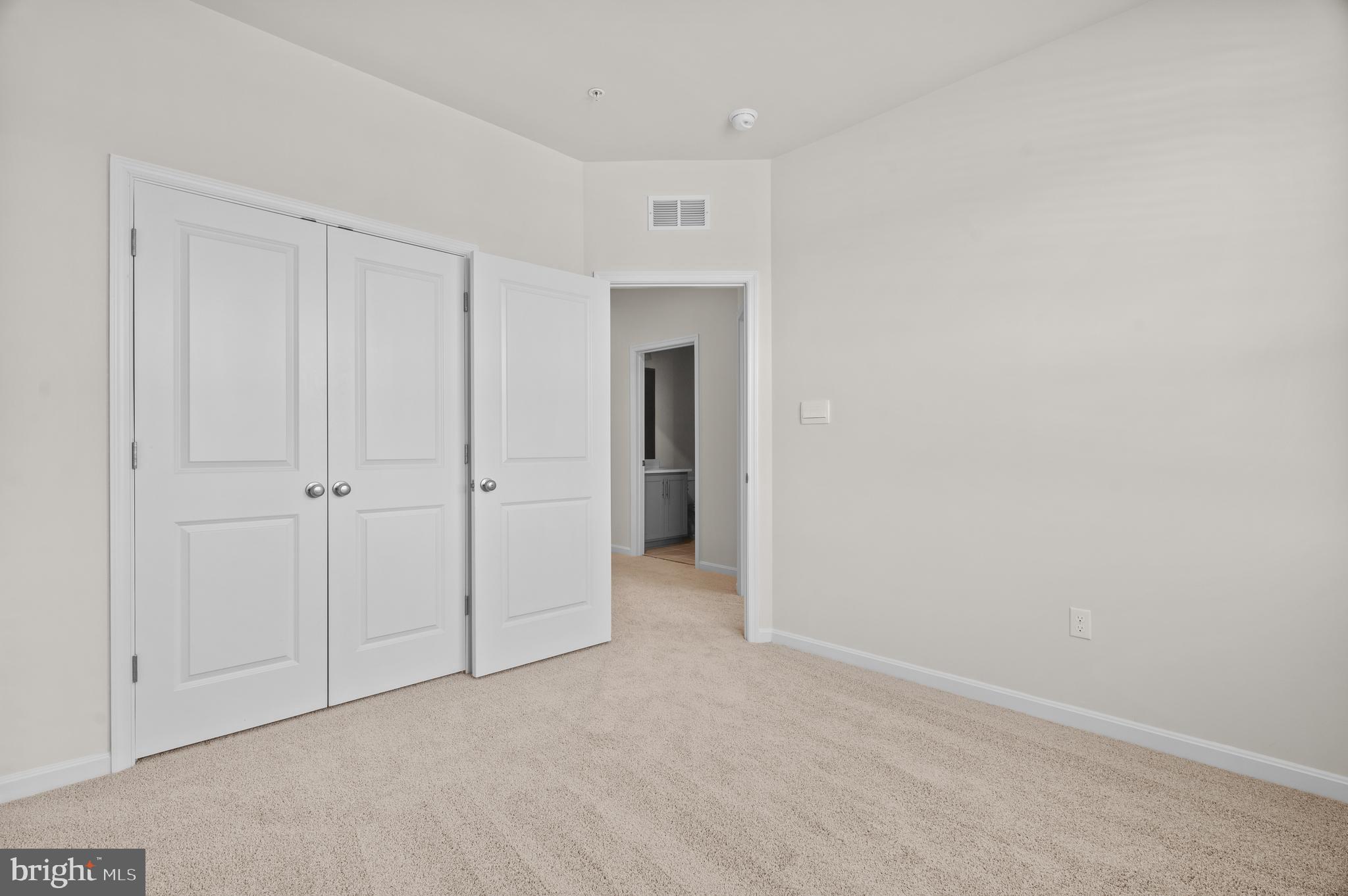 WATERMARK AT WESTPHALIA TOWN CENTER - Residential