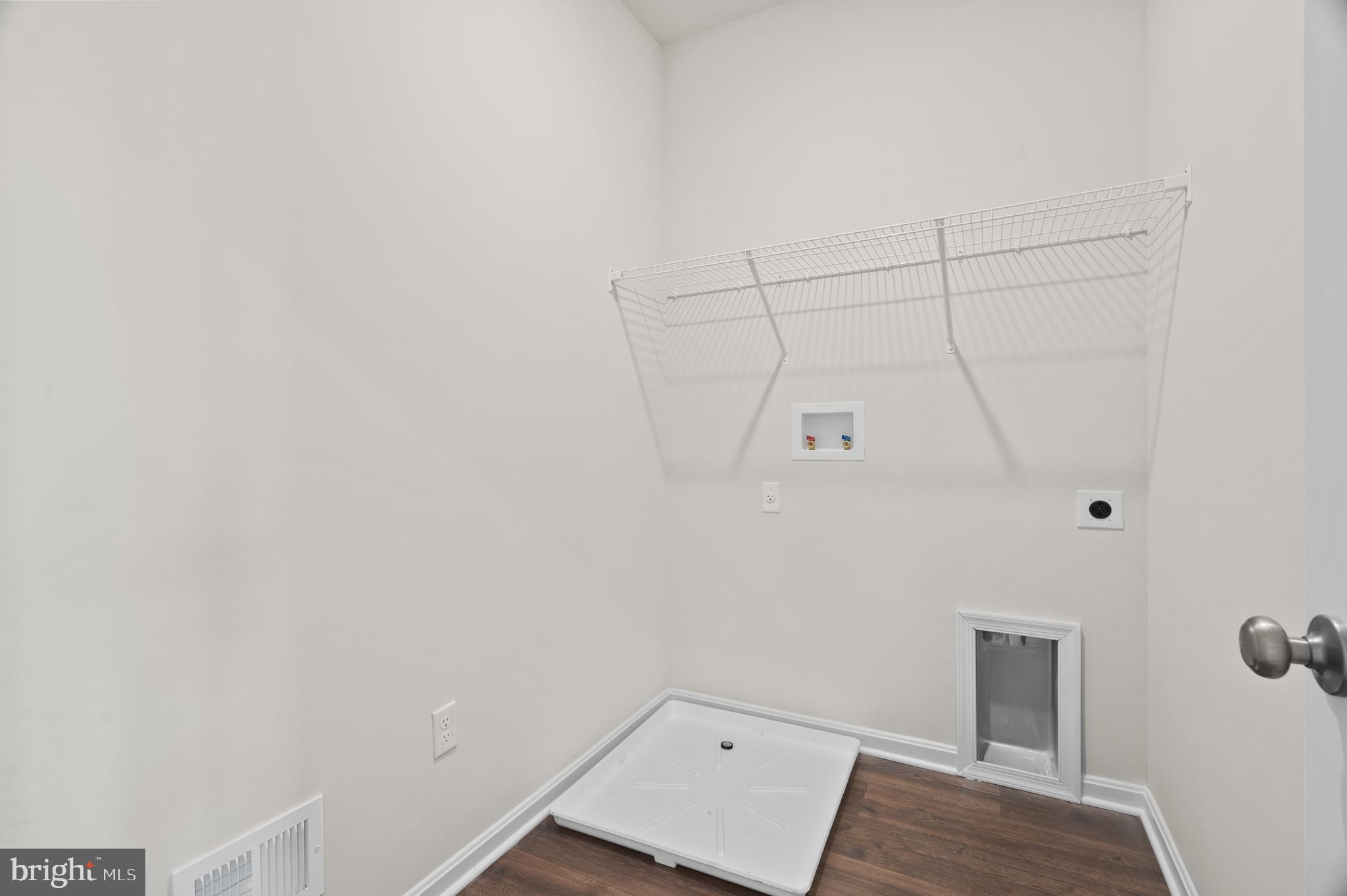 WATERMARK AT WESTPHALIA TOWN CENTER - Residential