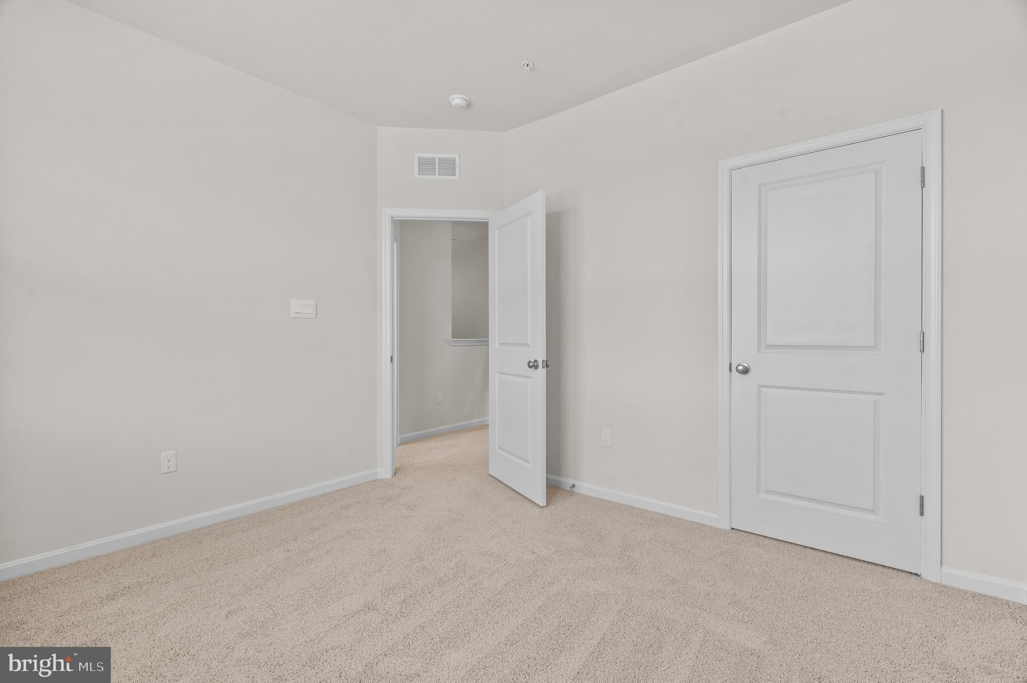 WATERMARK AT WESTPHALIA TOWN CENTER - Residential