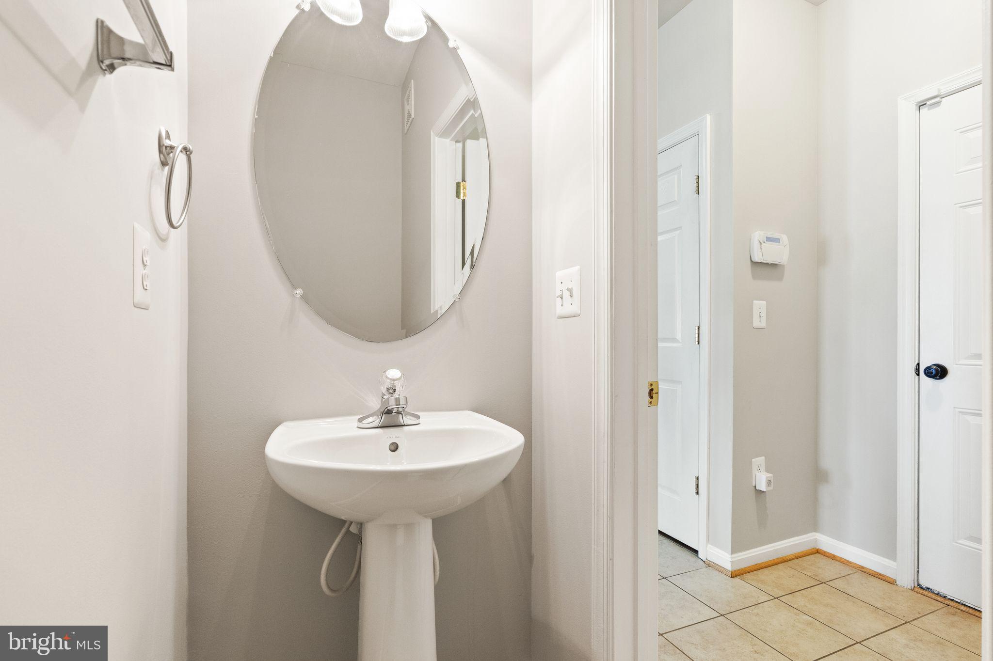 POWELLS RUN VILLAGE COND - Residential