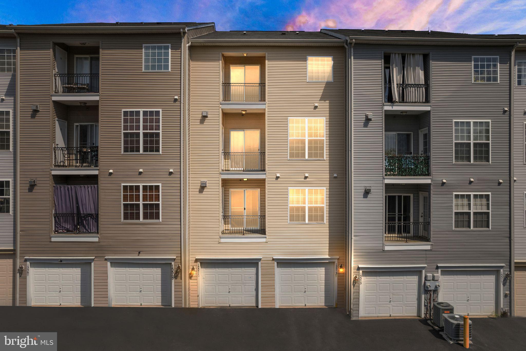 POWELLS RUN VILLAGE COND - Residential