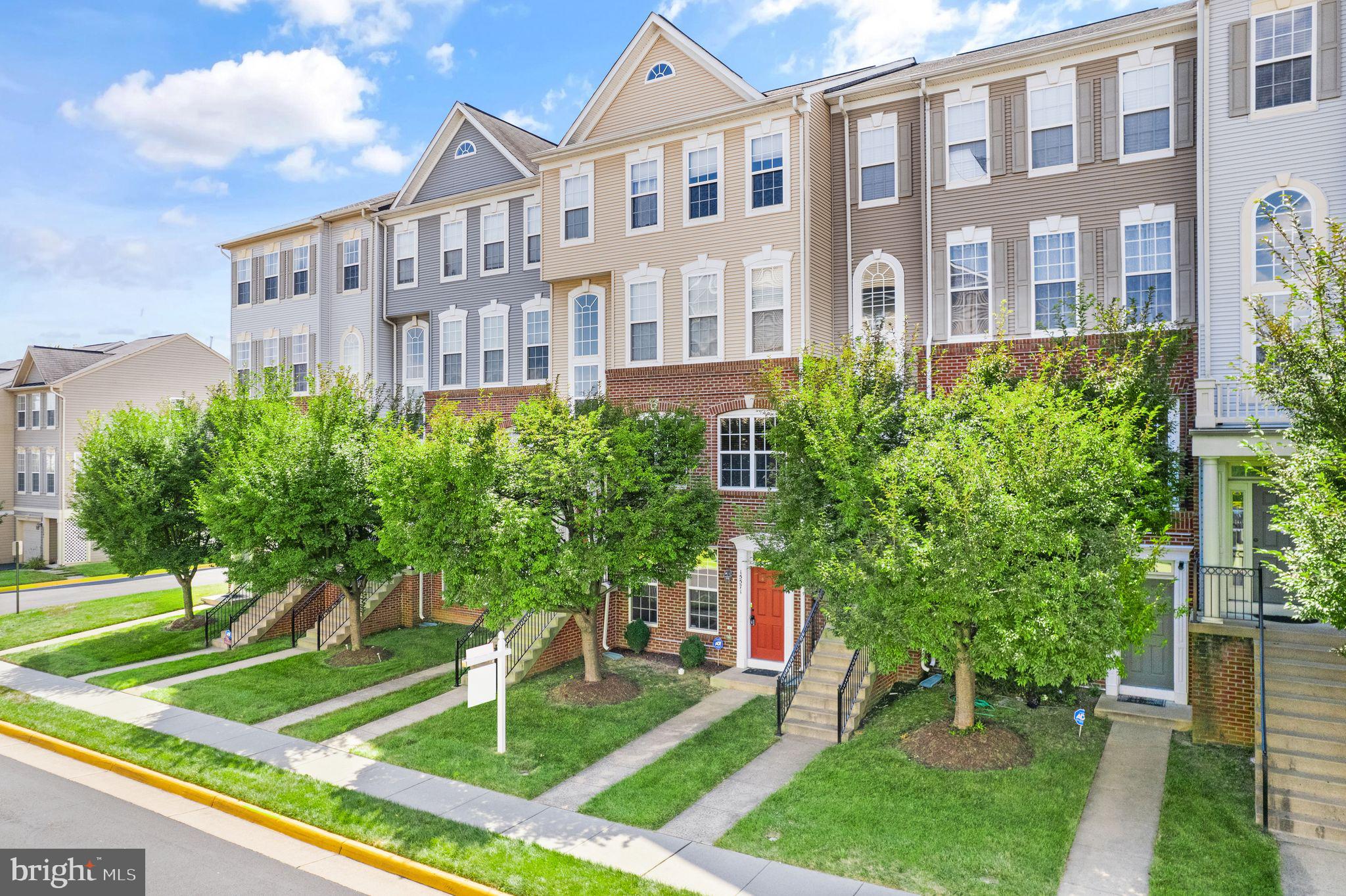 POWELLS RUN VILLAGE COND - Residential