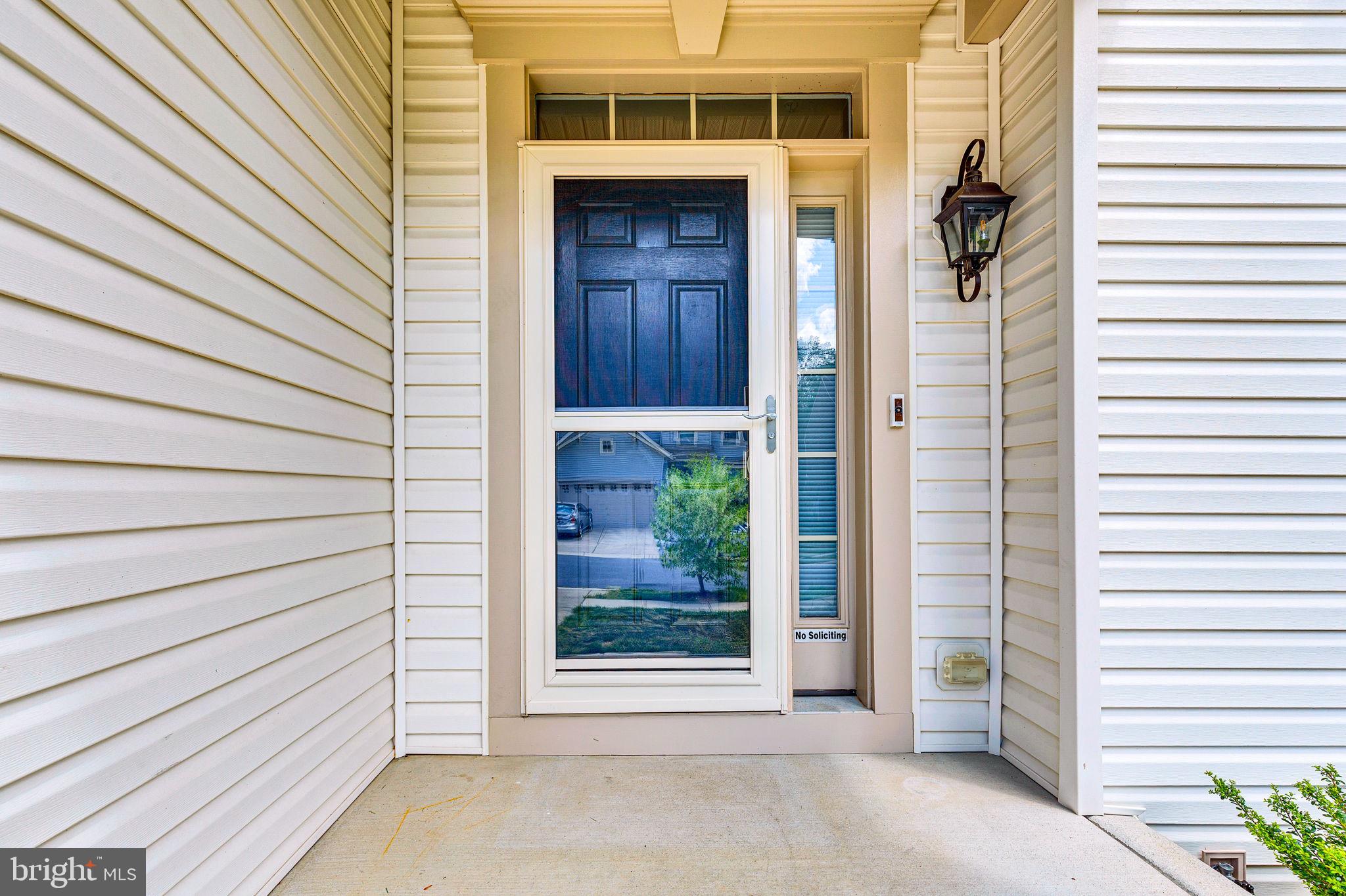 1619 HEKLA LANE