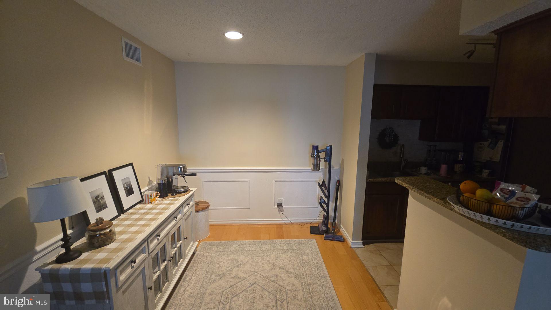 FOUNTAINS AT MCLEAN - Residential Lease