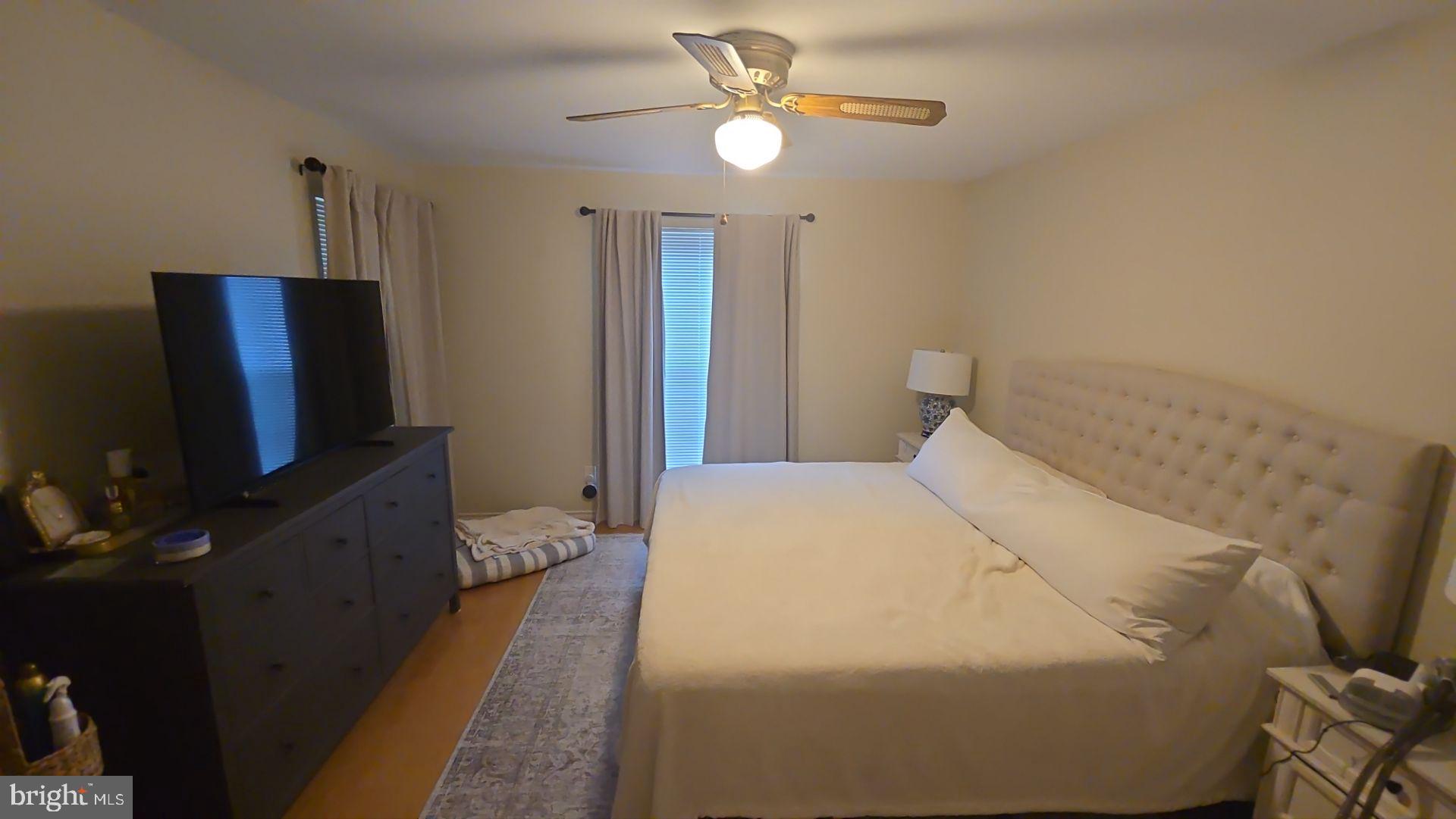 FOUNTAINS AT MCLEAN - Residential Lease