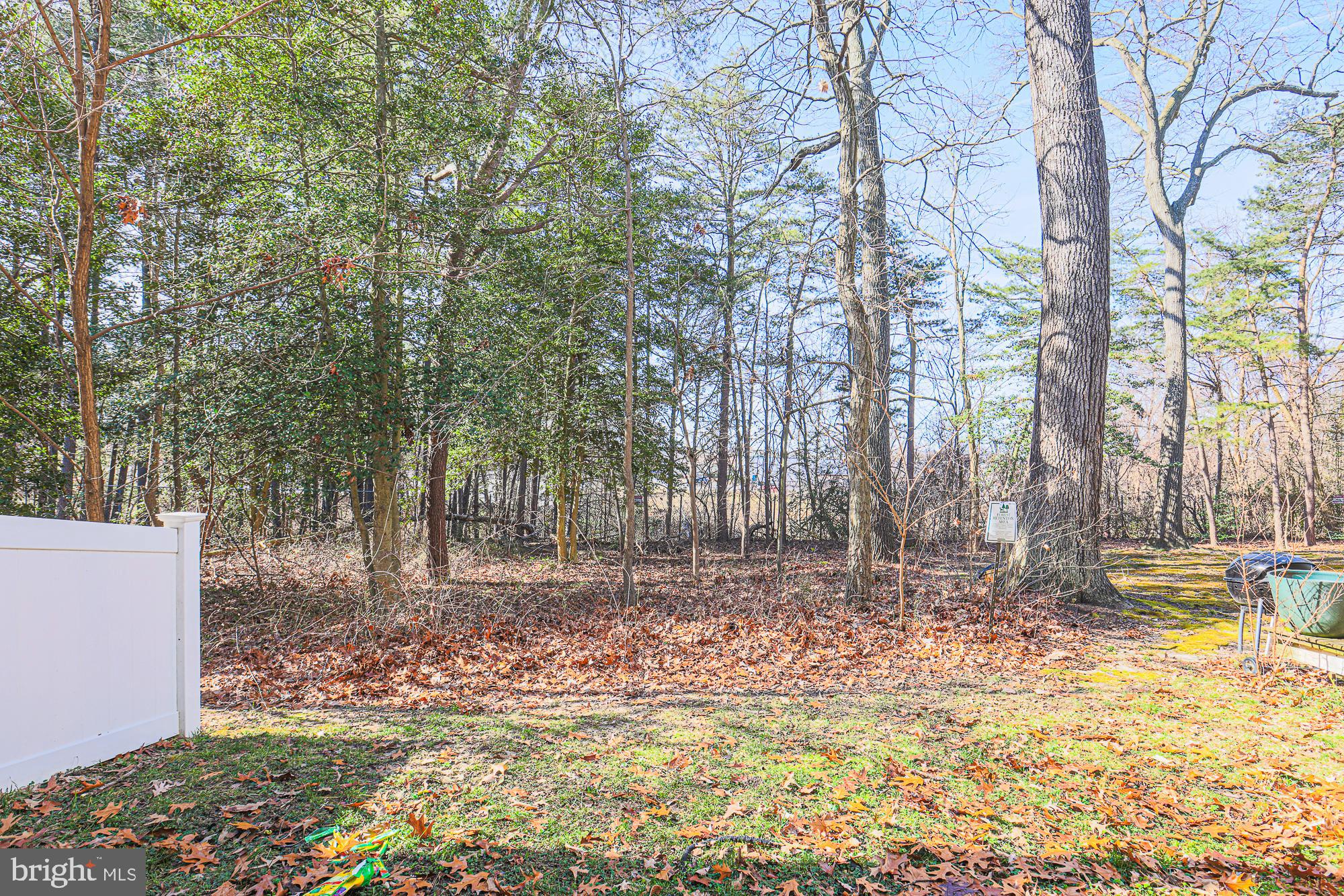 CREEKSTONE VILLAGE - Residential Lease