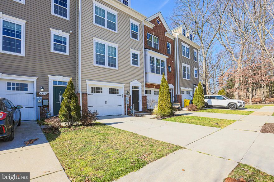 Welcome to this stunning townhouse in the desirable Creekstone Village community! This spacious home features 3 bedrooms, 2.5 bathrooms, and a 1-car garage. The main level boasts an open floor plan with hardwood floors, a gourmet kitchen with granite countertops, stainless steel appliances, and a large island, a dining area, and a carpeted living room with access to the deck. The upper level offers a primary bedroom with a walk-in closet and a private bathroom with a dual sink vanity and a shower, two additional bedrooms, and a full hall bathroom. The lower level has a family room with a slider to the backyard. Enjoy the community amenities, including a clubhouse, a fitness center, a pool, and a playground. Conveniently located close to shopping, dining, and major highways. Don’t miss this opportunity to rent this beautiful home!