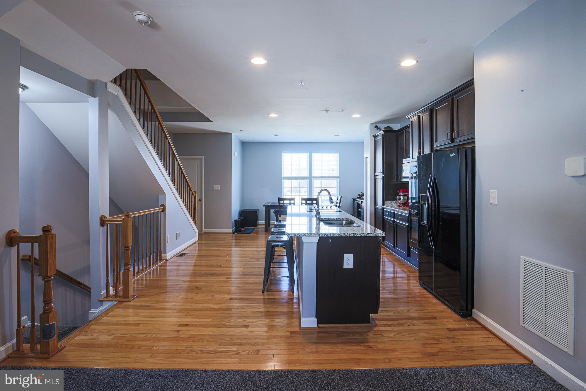 CREEKSTONE VILLAGE - Residential Lease