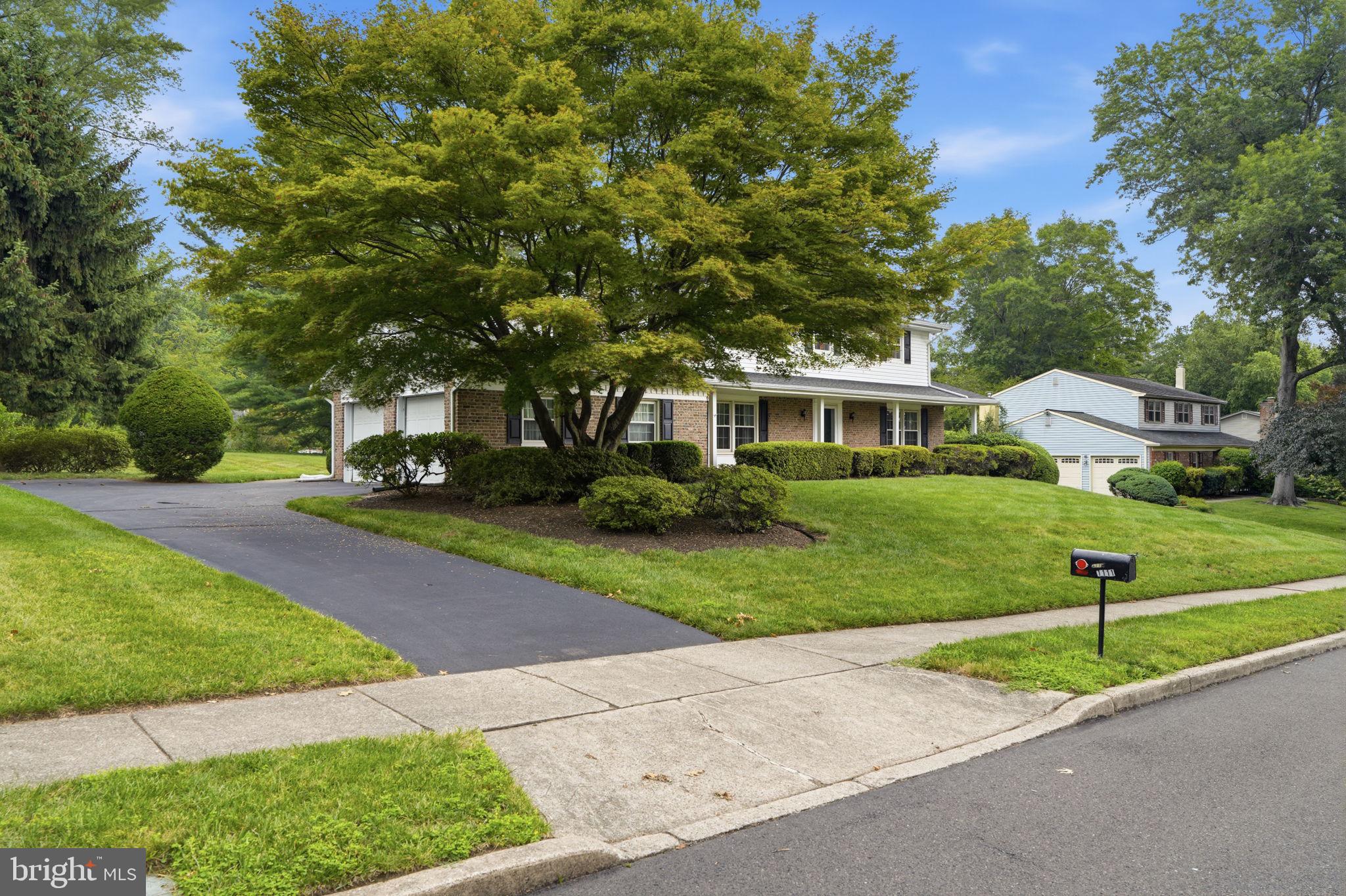 1111 UNIVERSITY DRIVE
