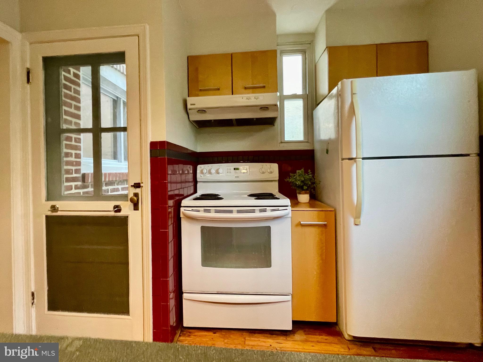 EDNOR GARDENS - LAKESIDE - Residential