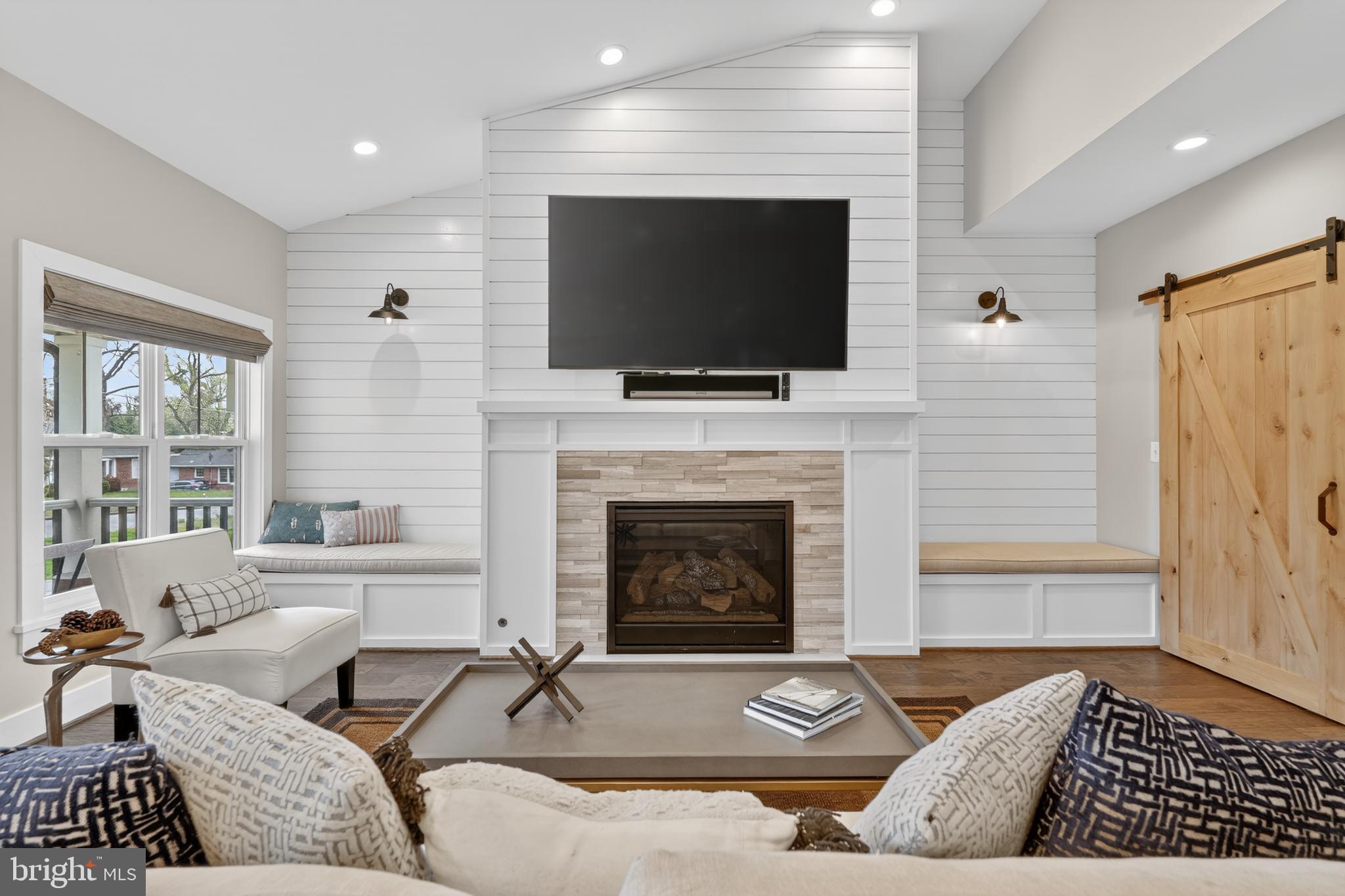 HOLLIN HALL VILLAGE - Residential