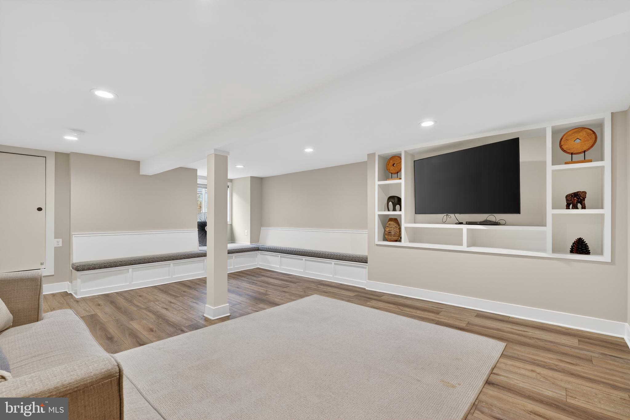 HOLLIN HALL VILLAGE - Residential