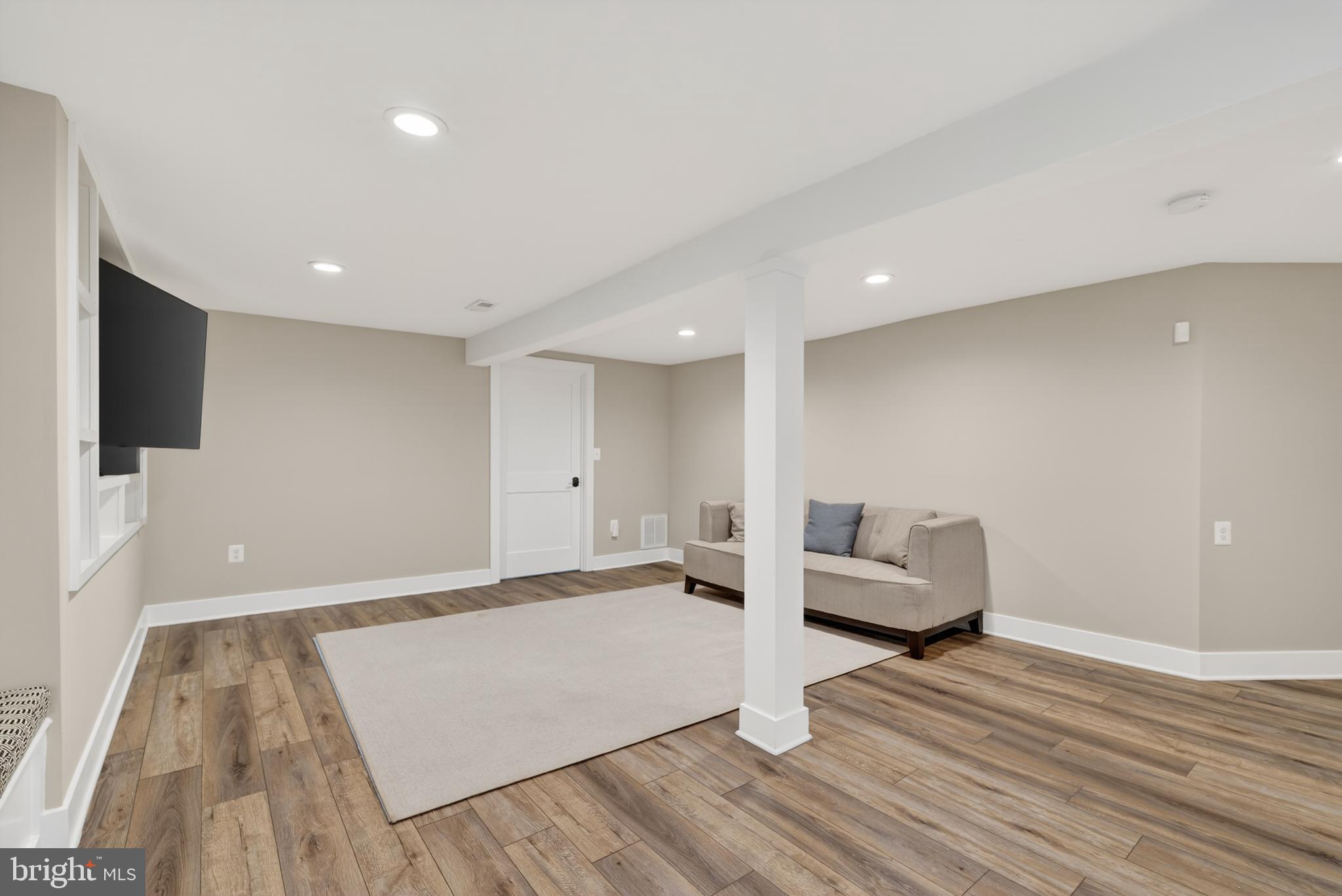 HOLLIN HALL VILLAGE - Residential