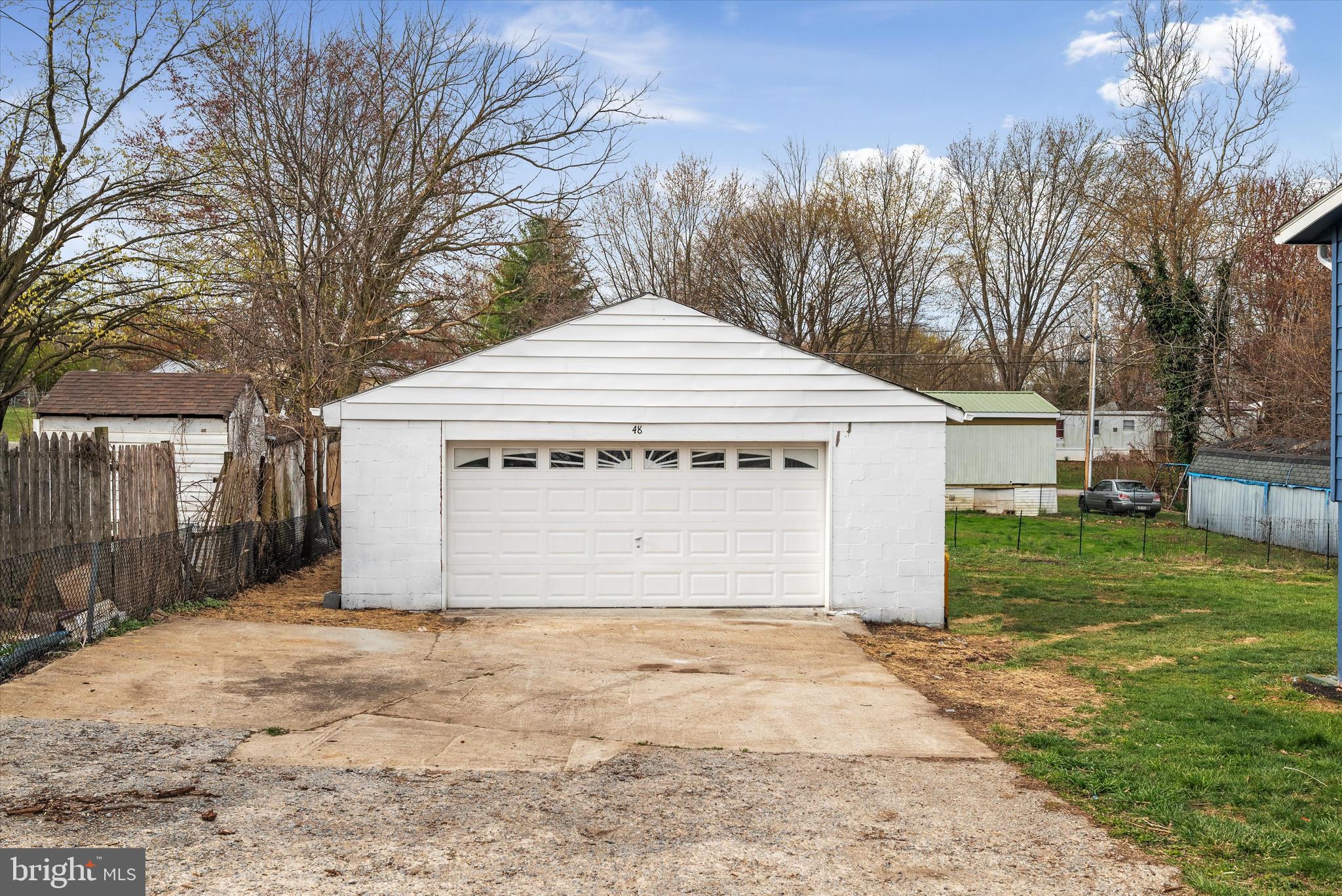 FOX GLEN - Residential