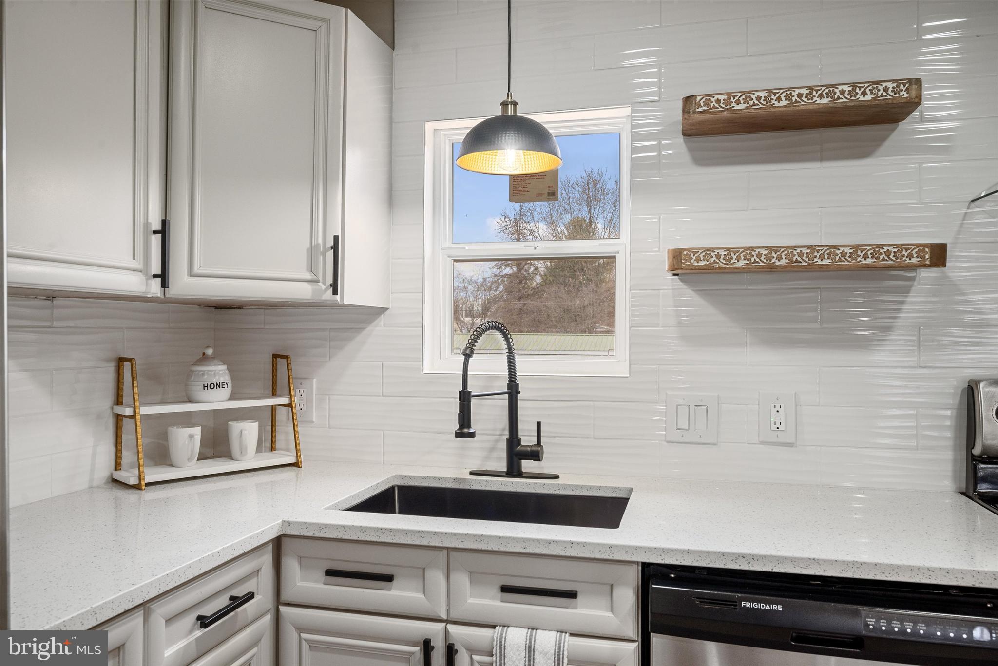 FOX GLEN - Residential