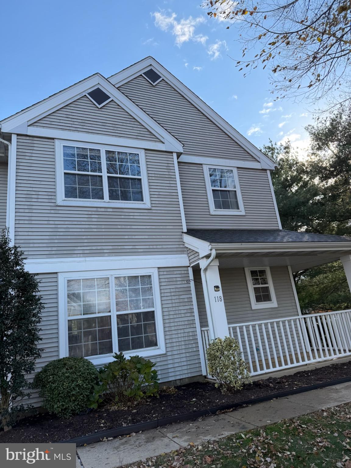 SPRING RIDGE - Residential