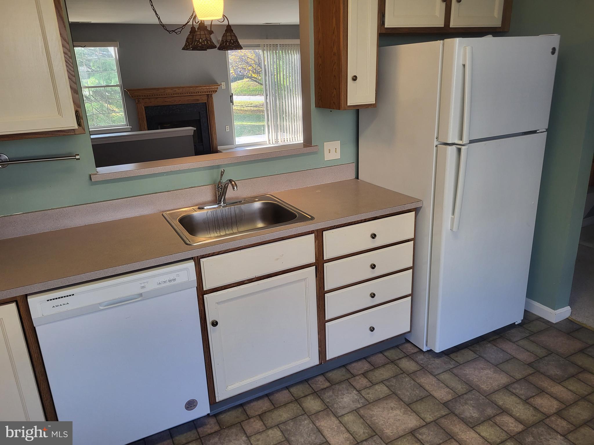 SPRING RIDGE - Residential