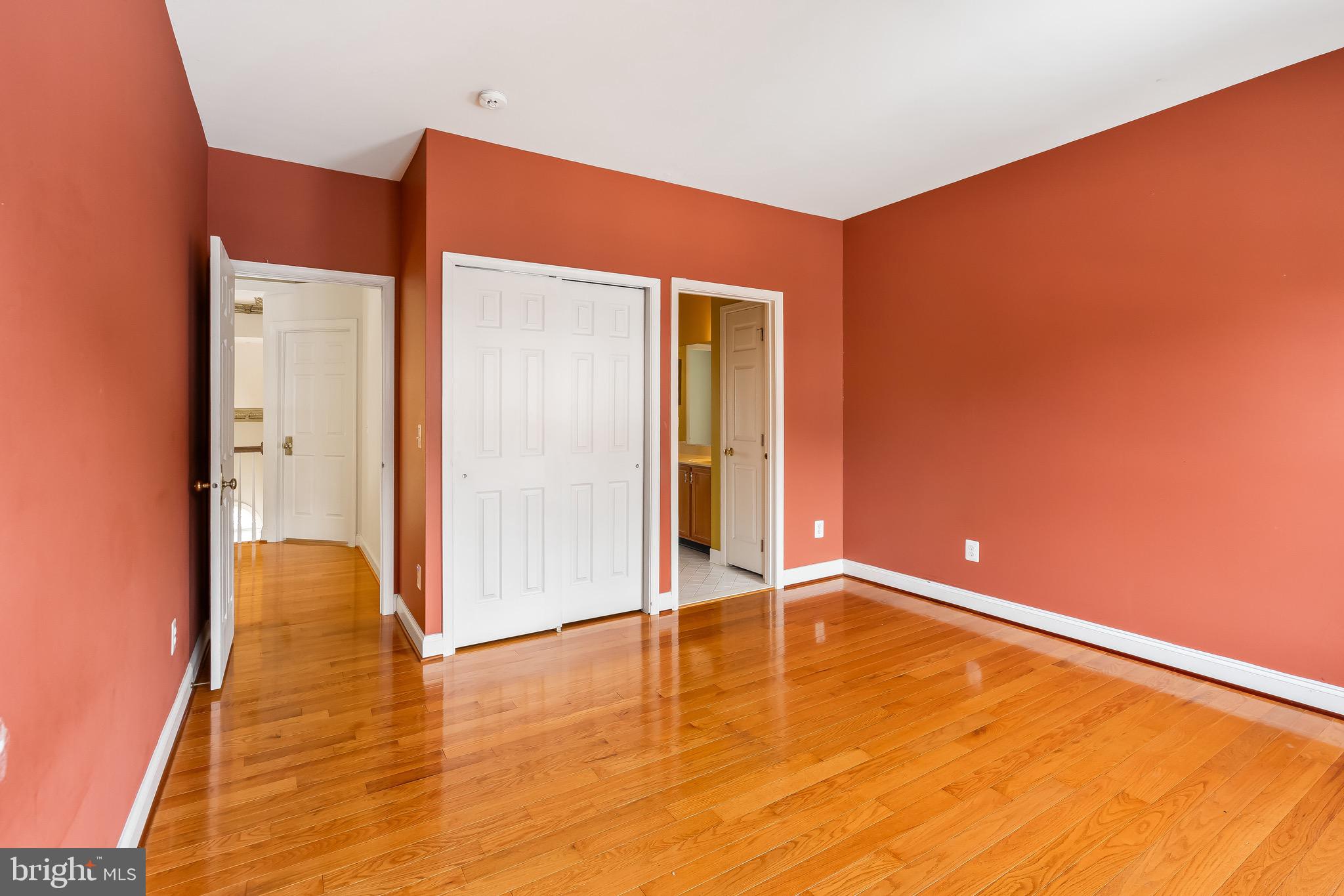 DOMINION VALLEY COUNTRY CLUB - Residential Lease