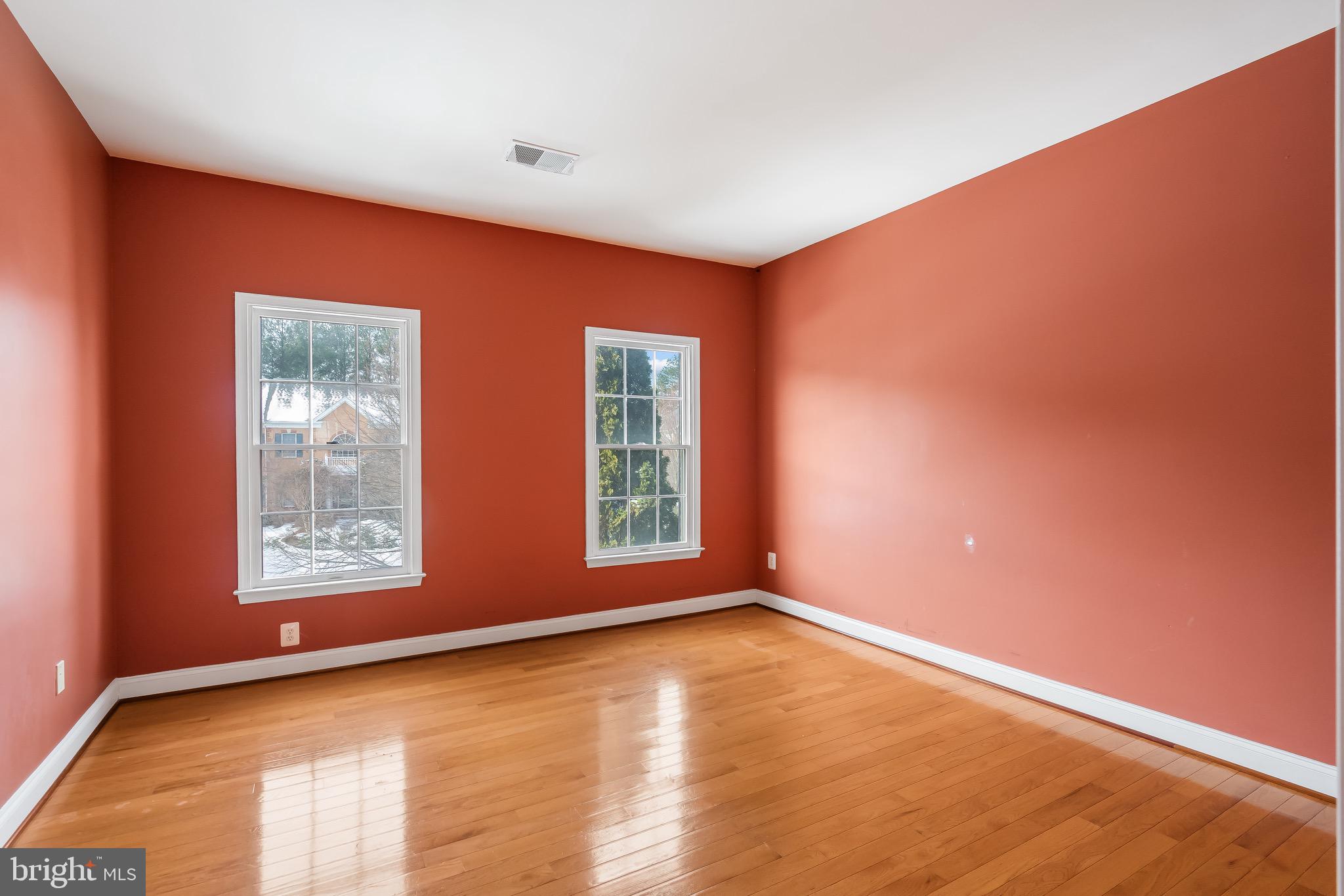 DOMINION VALLEY COUNTRY CLUB - Residential Lease