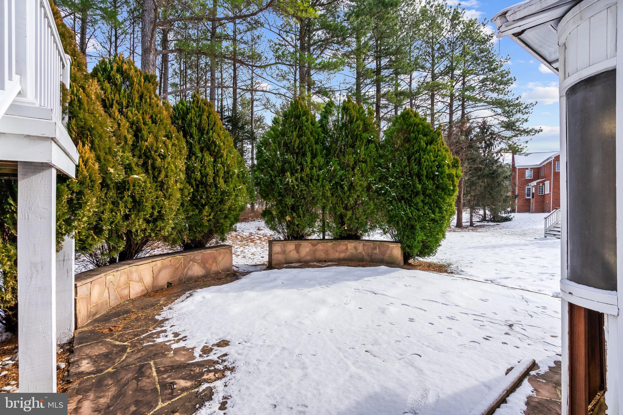 DOMINION VALLEY COUNTRY CLUB - Residential Lease