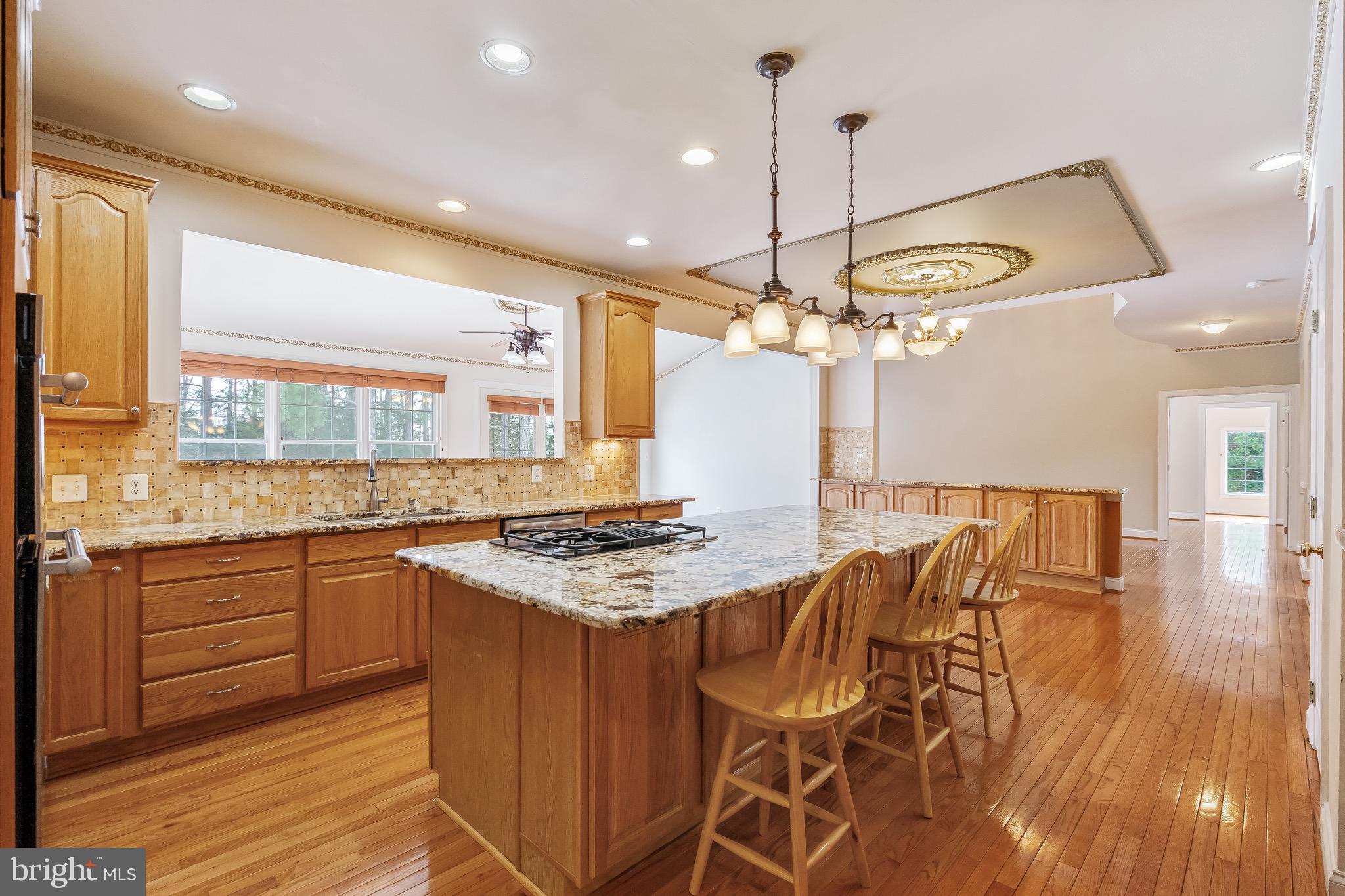 DOMINION VALLEY COUNTRY CLUB - Residential Lease