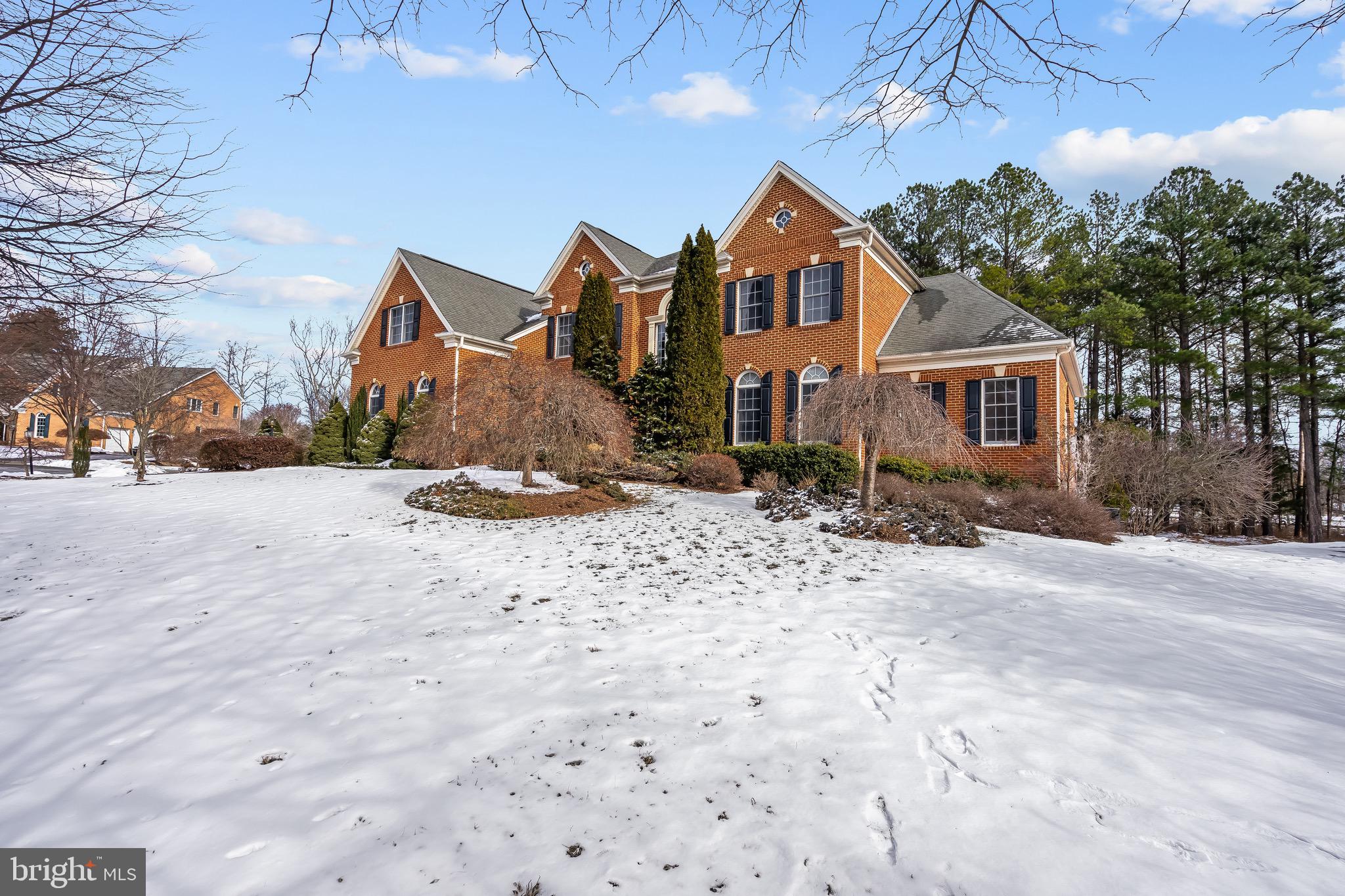 DOMINION VALLEY COUNTRY CLUB - Residential Lease