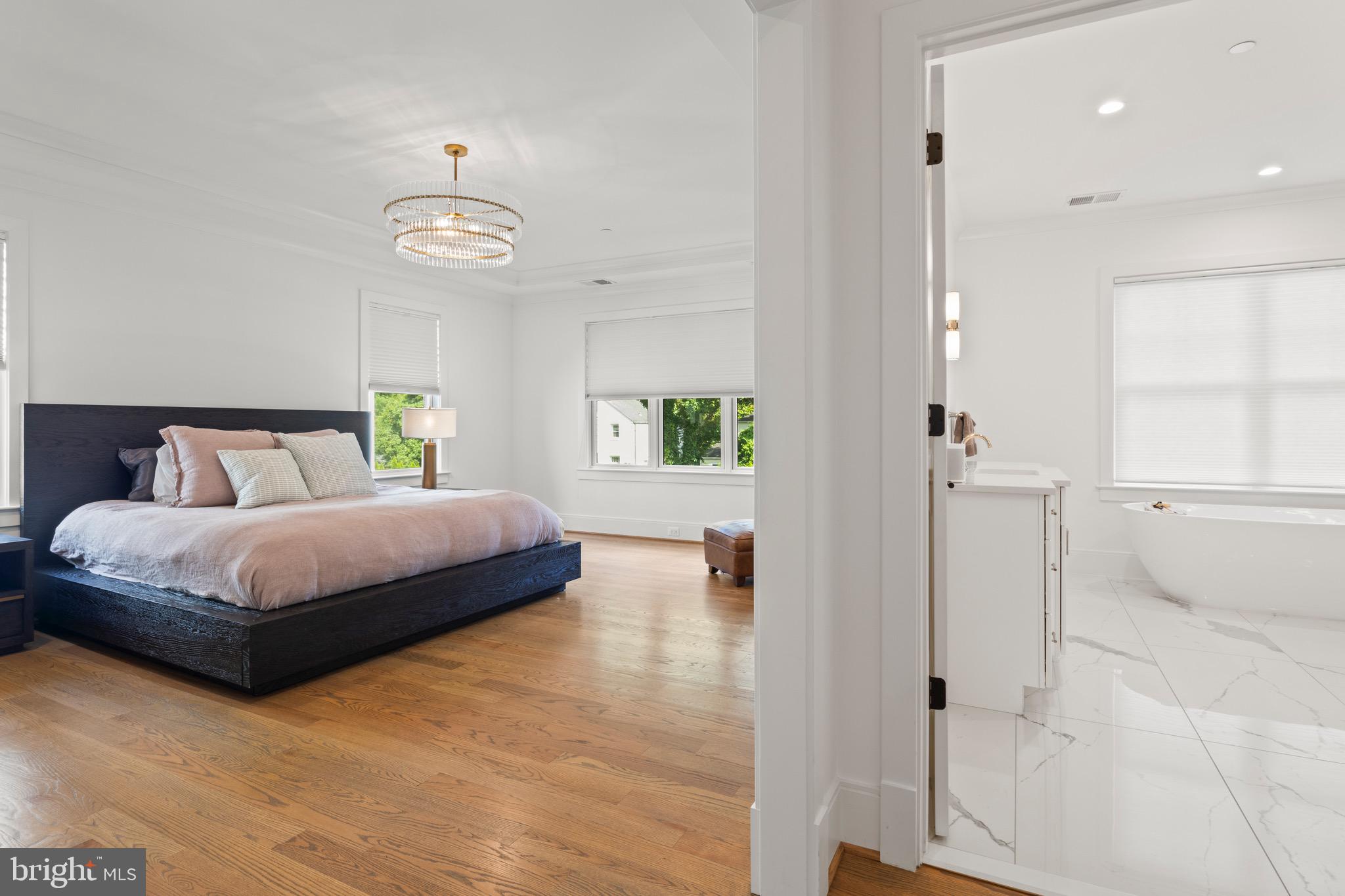 BRADLEY HILLS - Residential