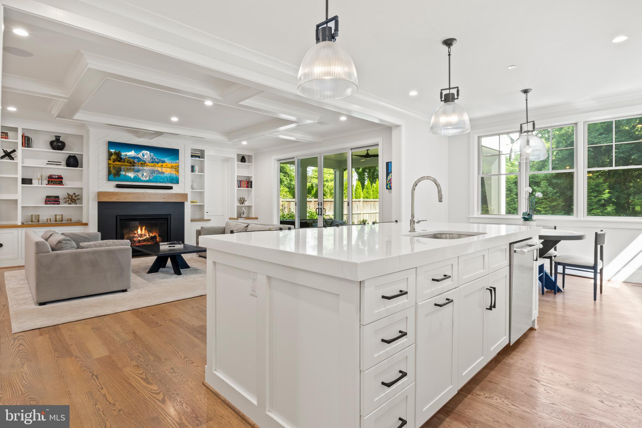 BRADLEY HILLS - Residential