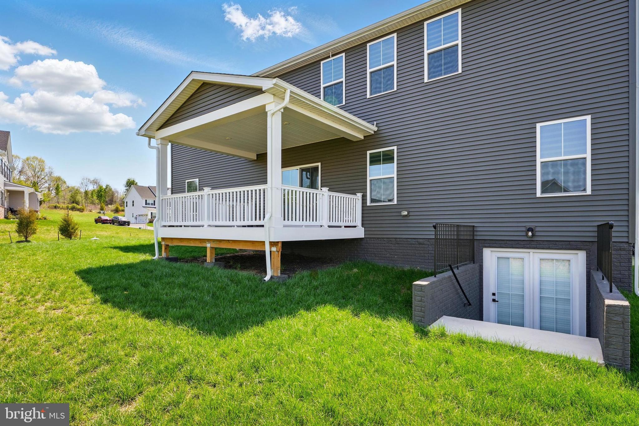 WARRENTON CHASE - Residential