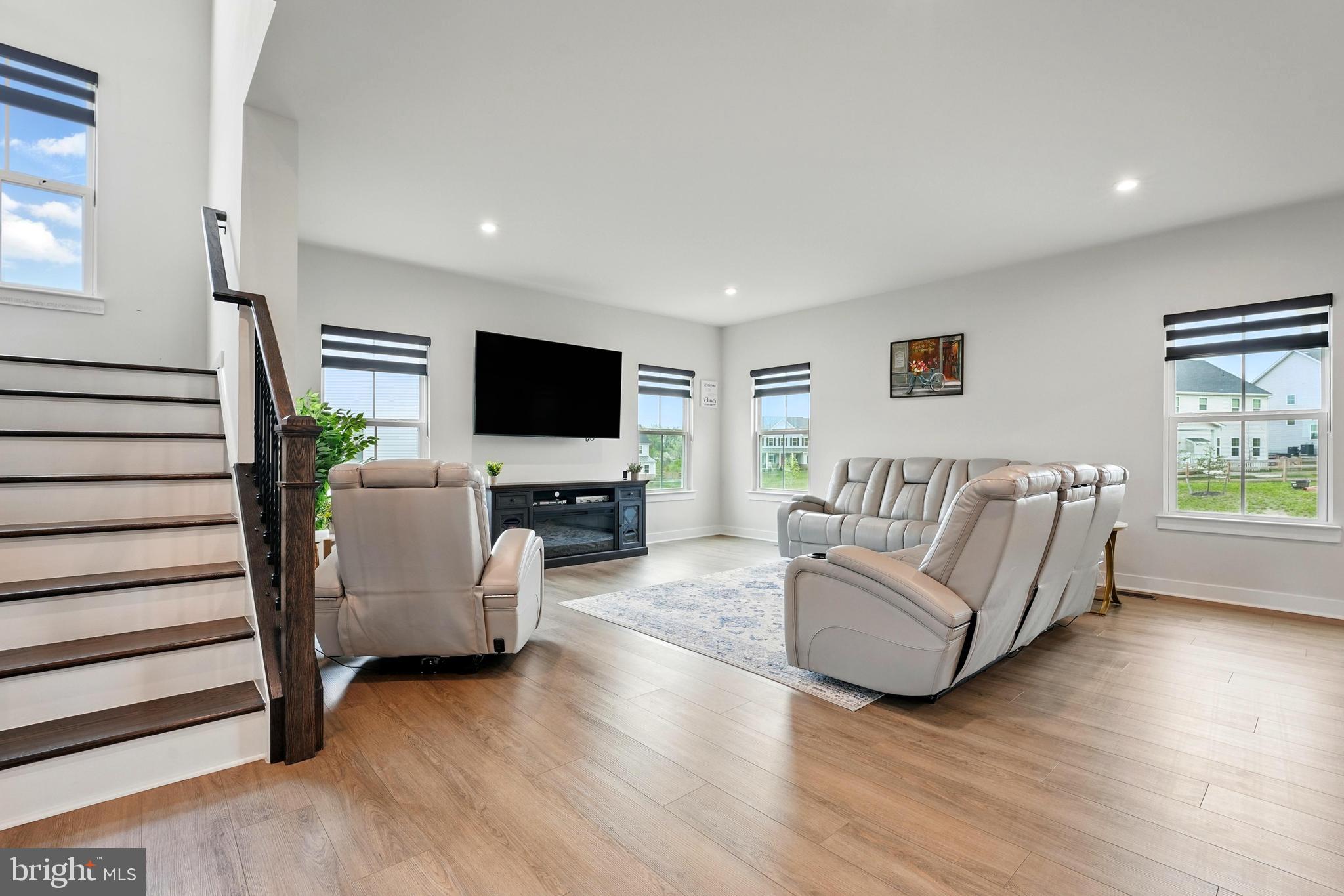 WARRENTON CHASE - Residential