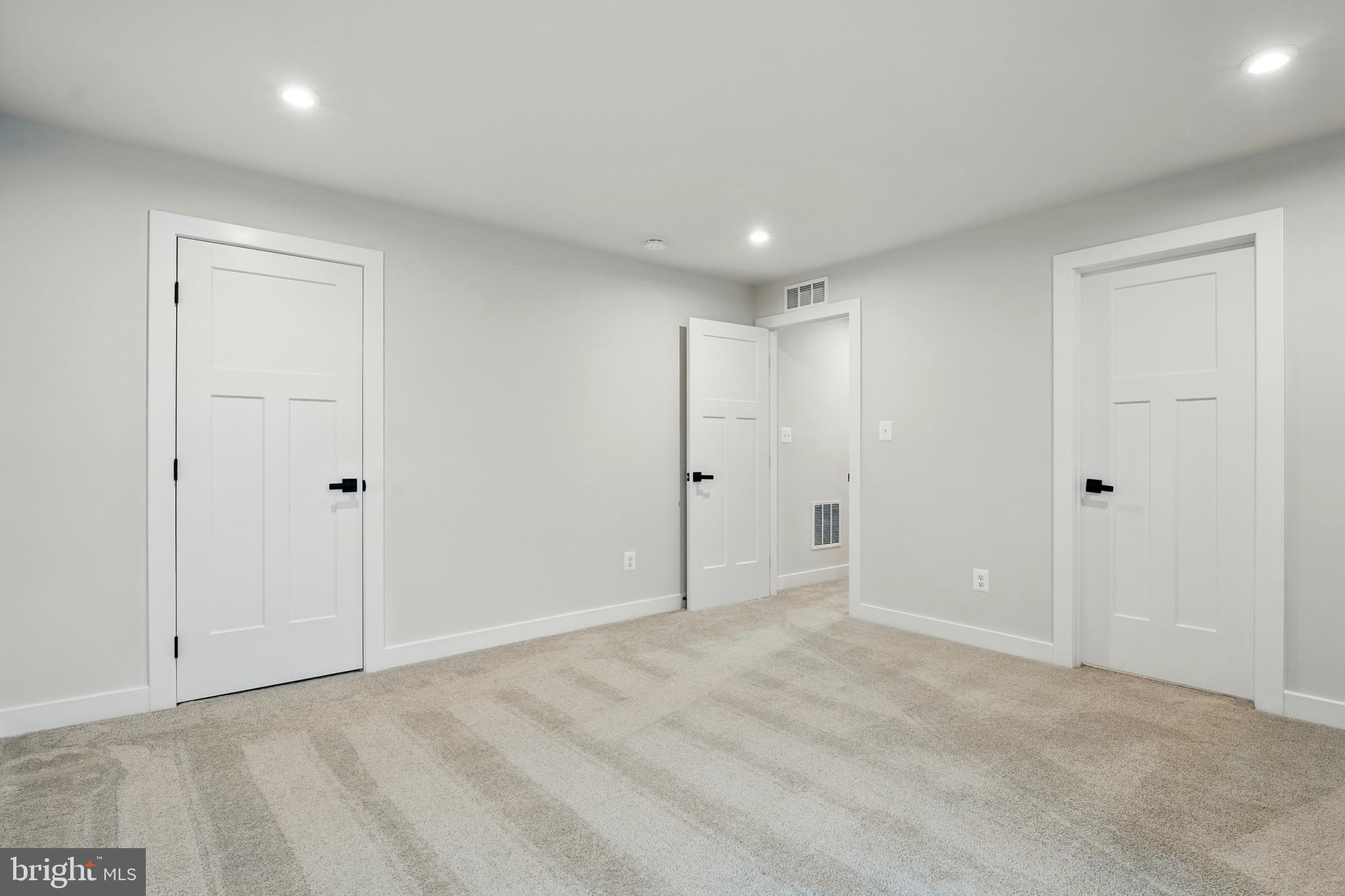 WARRENTON CHASE - Residential