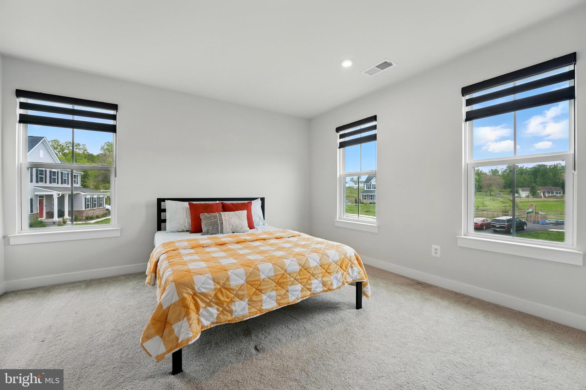 WARRENTON CHASE - Residential