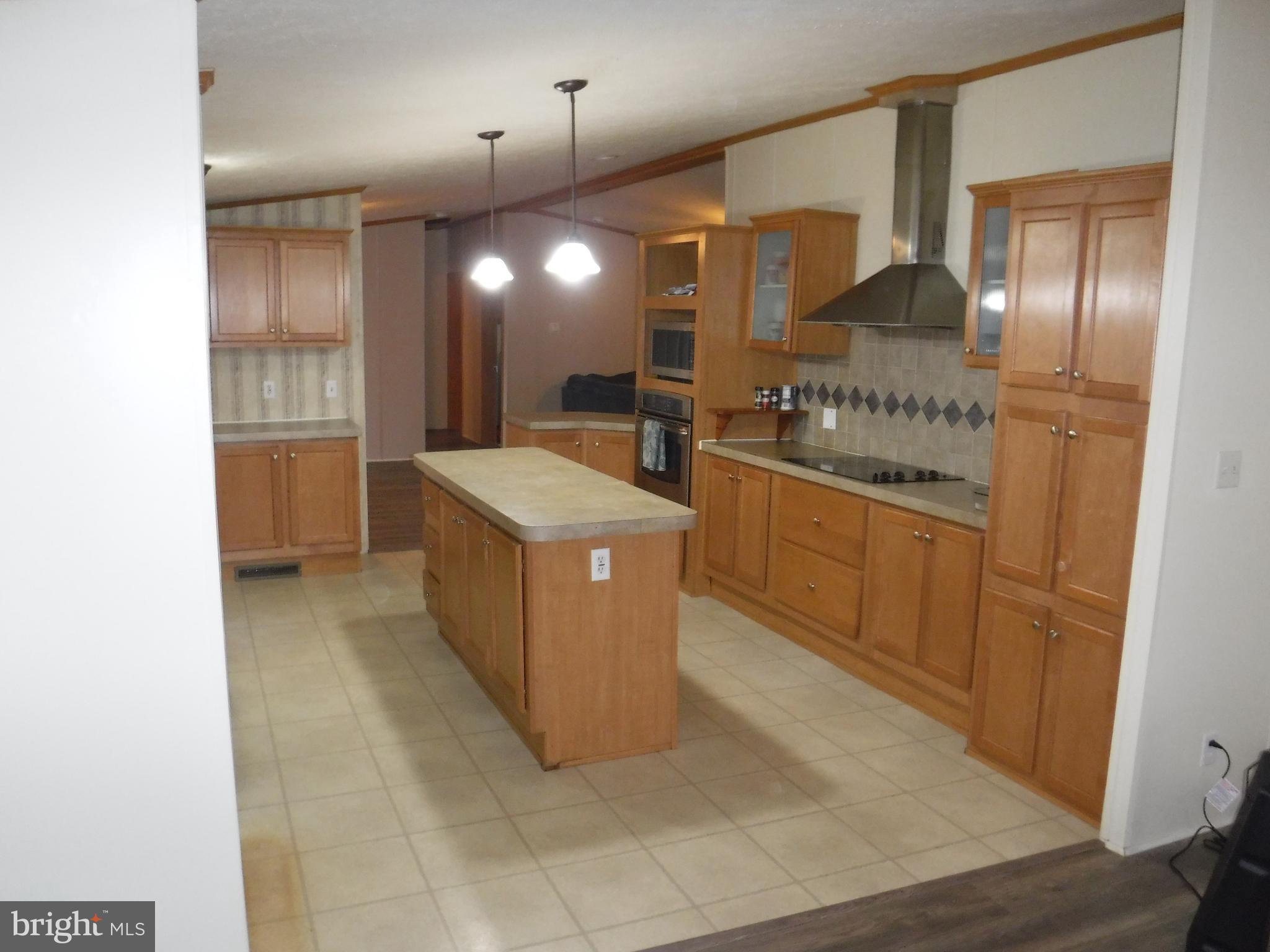 VALLEY FORGE TR PK - Residential