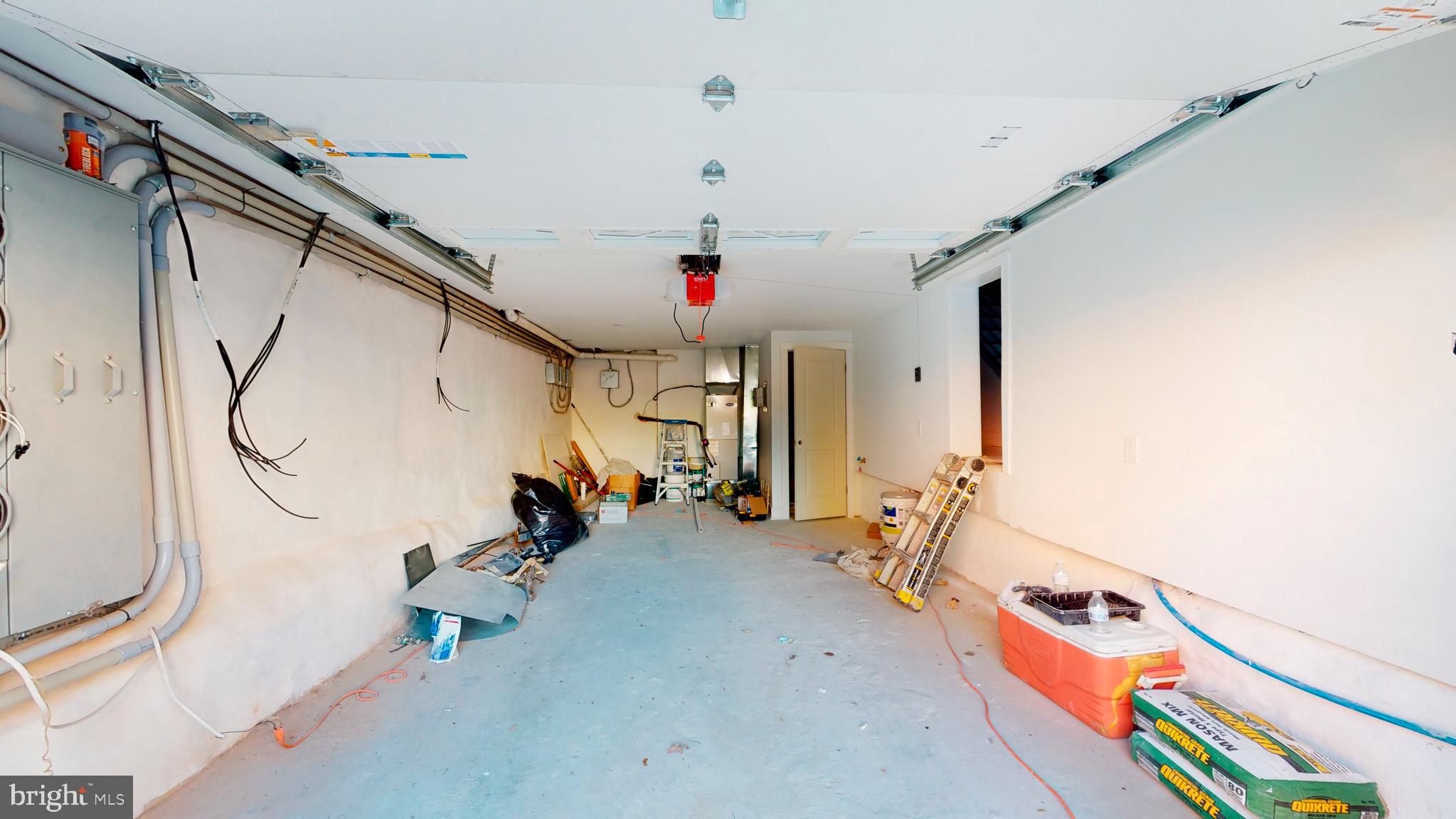 FAIRMOUNT - Residential Lease