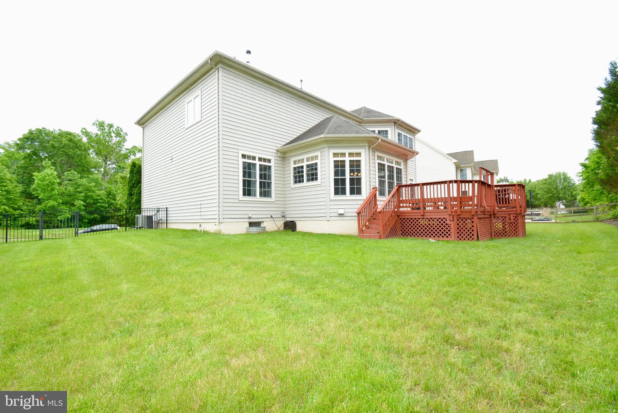 PEMBROOKE/VICTORY LAKES - Residential