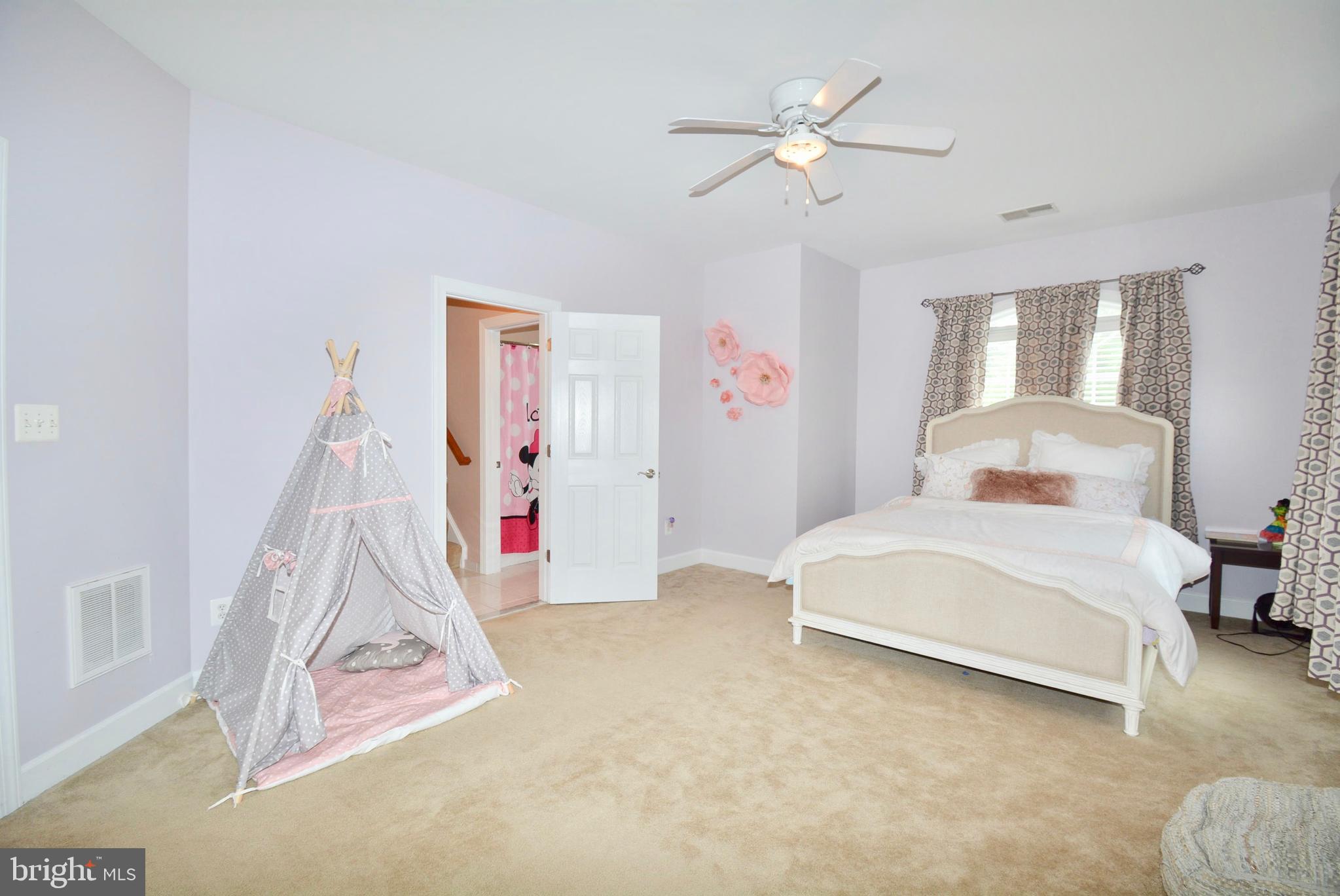 PEMBROOKE/VICTORY LAKES - Residential