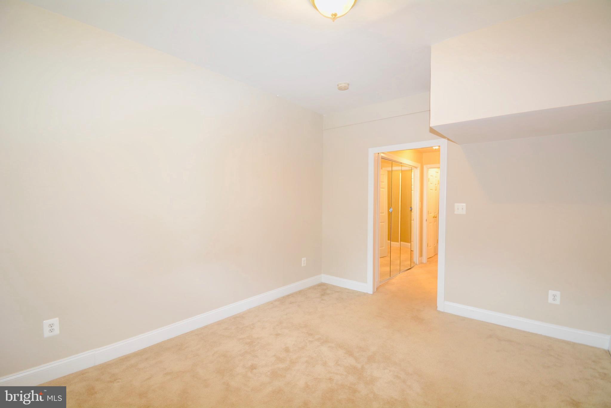 PEMBROOKE/VICTORY LAKES - Residential