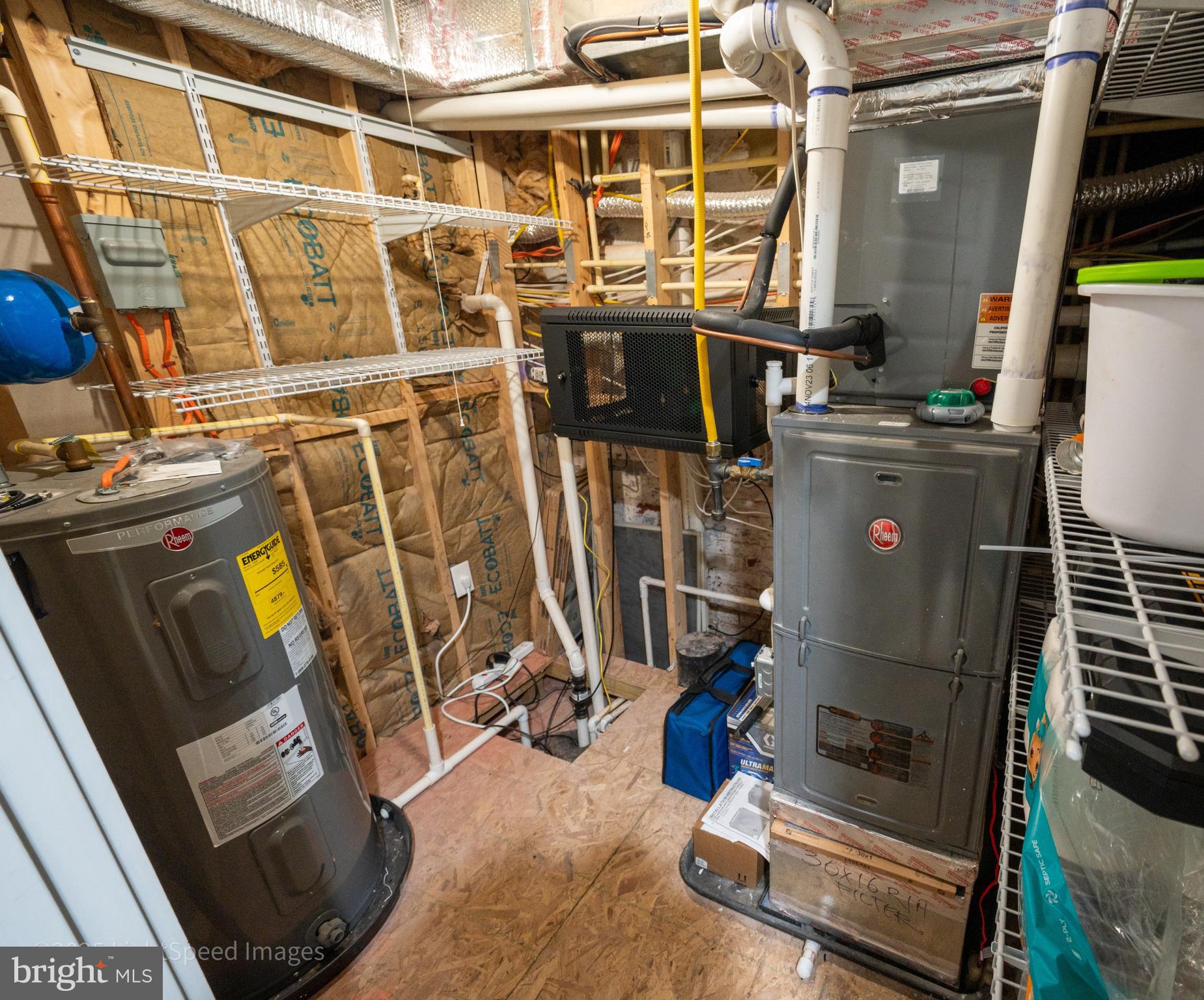 PATTERSON PARK - Residential Lease