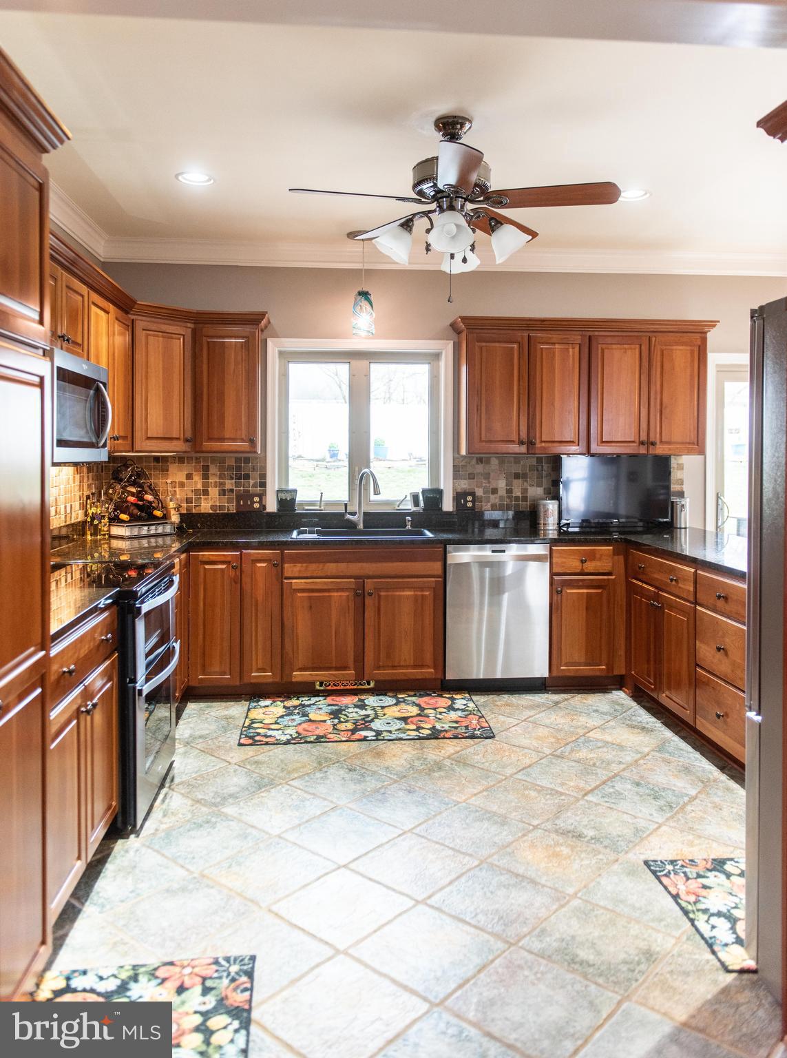127 SOMERSET DRIVE