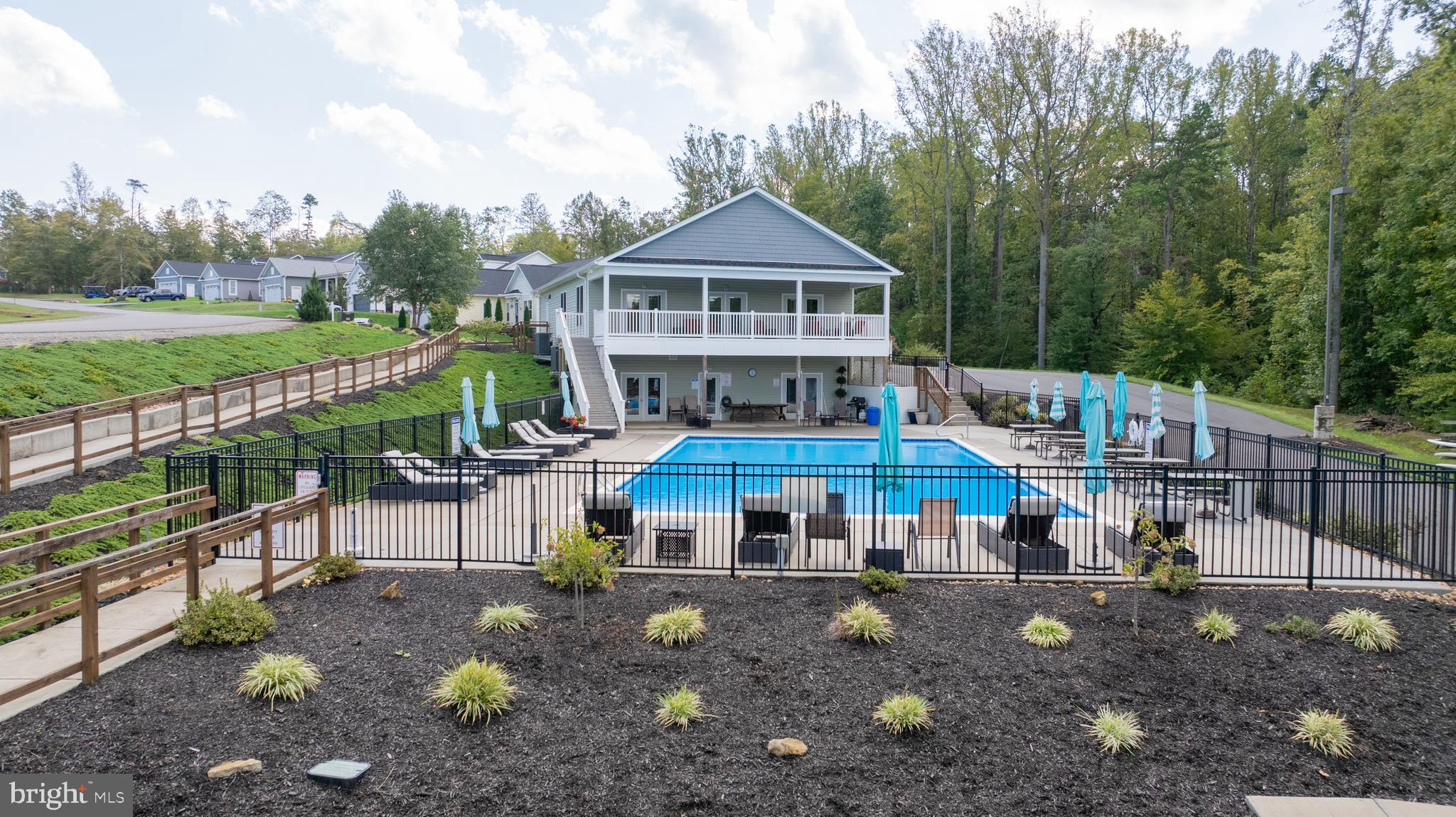 SUNSET COVE - Residential
