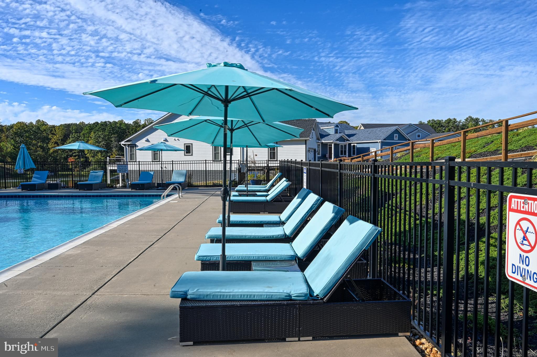 SUNSET COVE - Residential